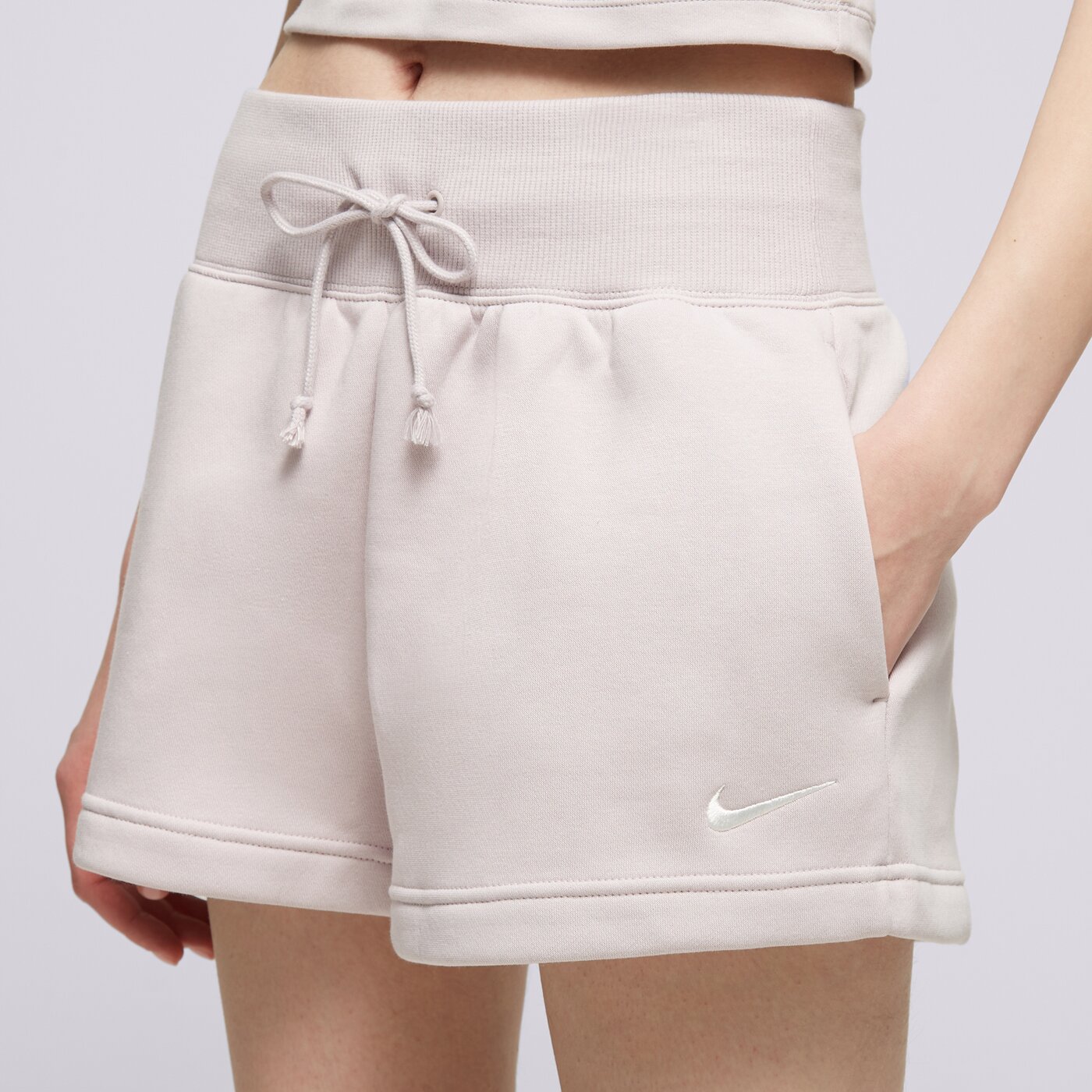 NIKE RÖVIDNADRÁG W NSW PHNX FLC HR SHORT