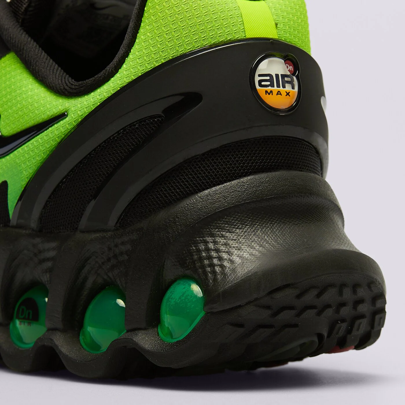 NIKE AIR MAX DN8 AMD BG