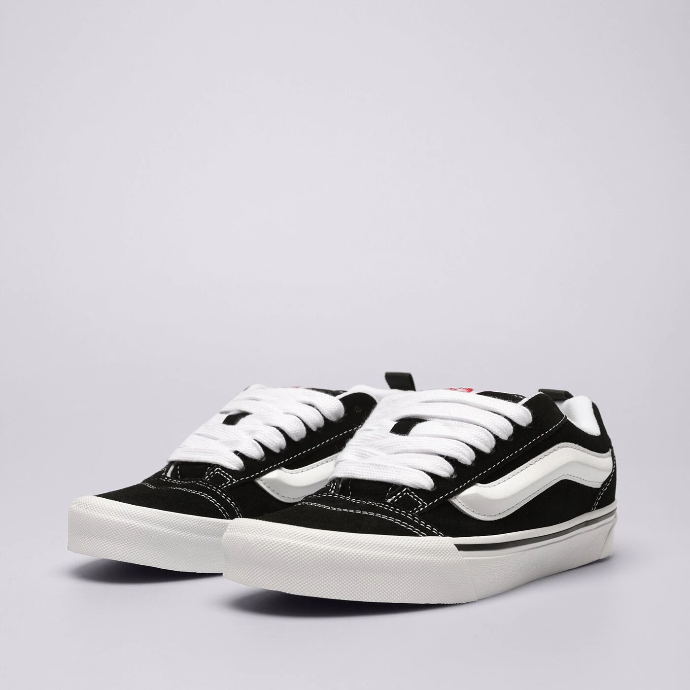 VANS KNU SKOOL