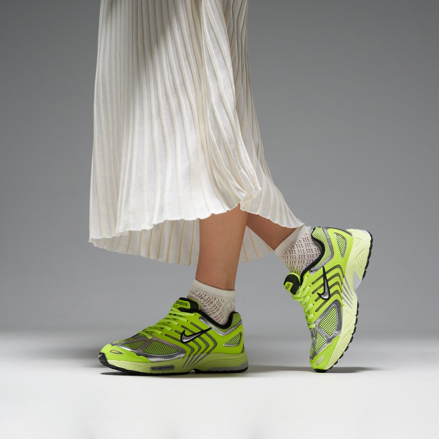 NIKE W AIR PEGASUS 2005