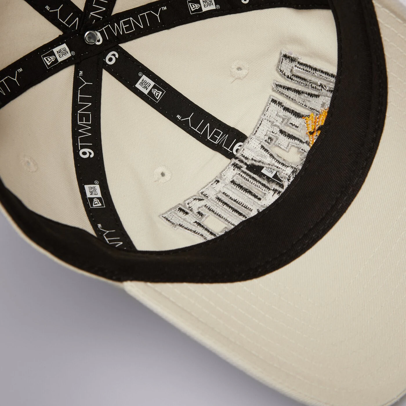 NEW ERA SAPKA WB WASHED 920 DAFFY DAFFY DUCK