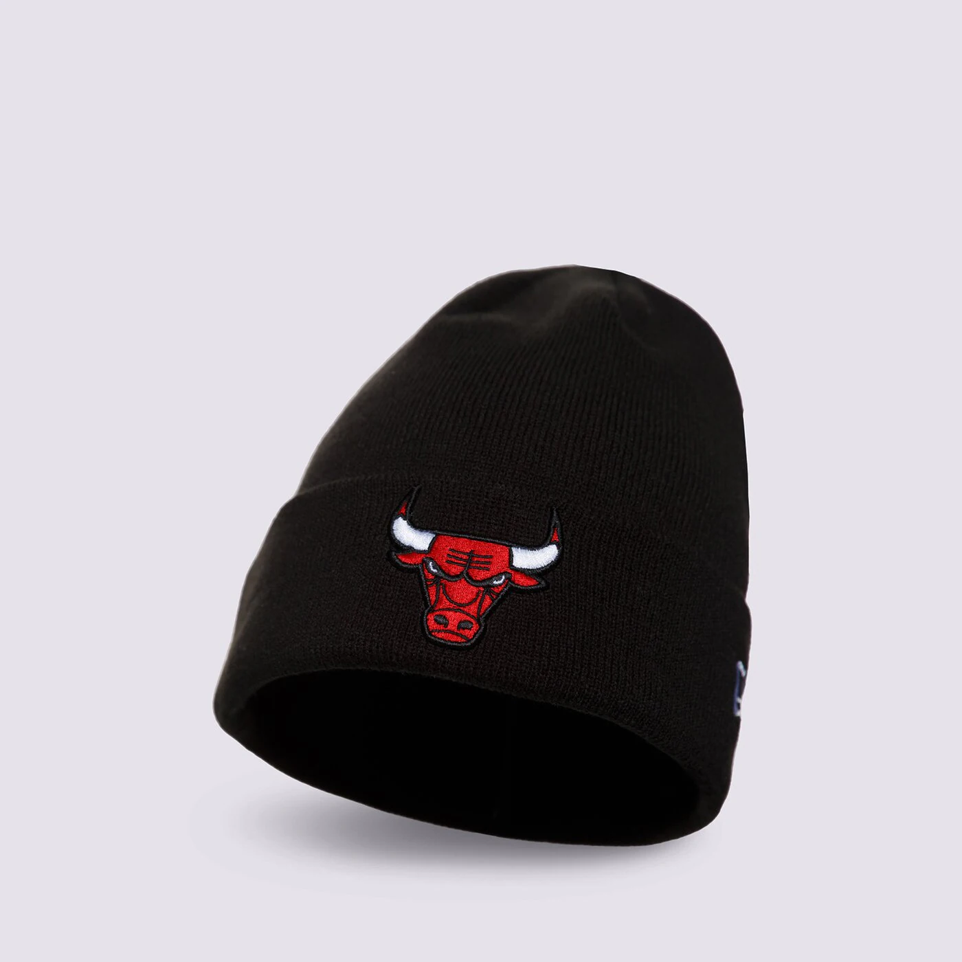 NEW ERA SAPKA TÉLI ESSENTIAL CUFF KNIT BULLS CHICAGO BULLS B