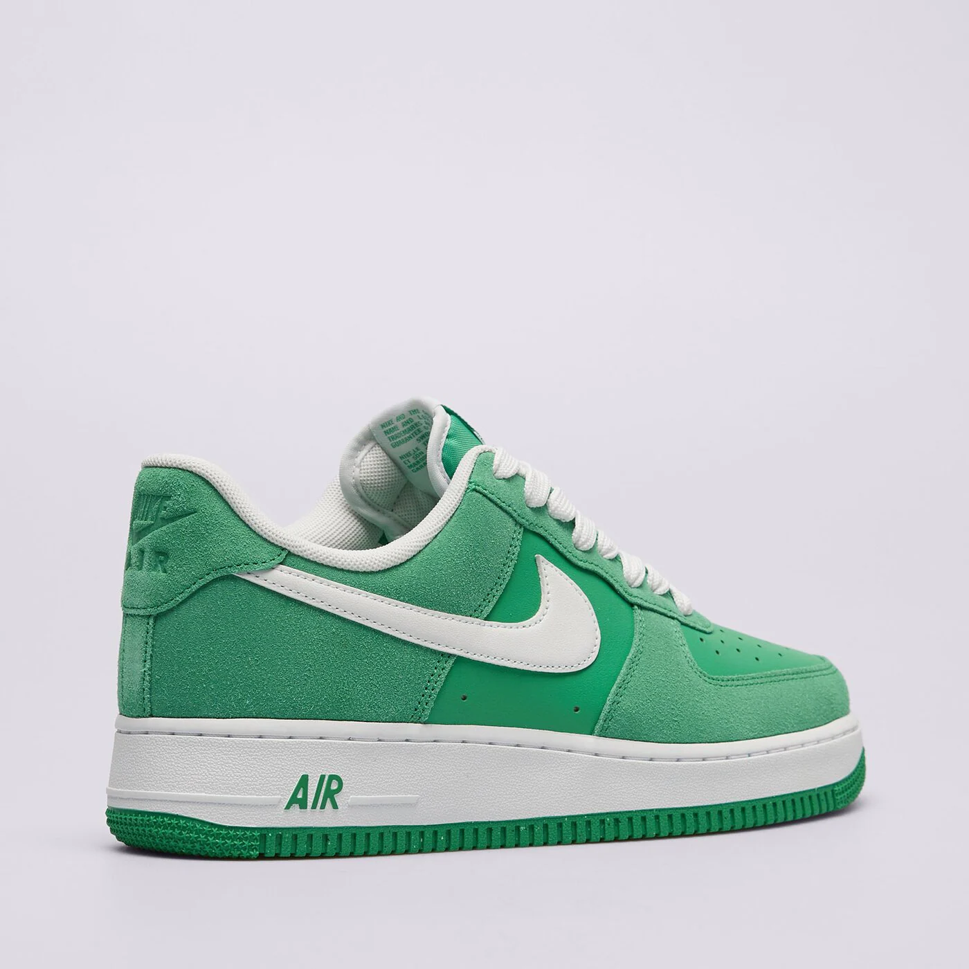NIKE AIR FORCE 1 '07 LV8
