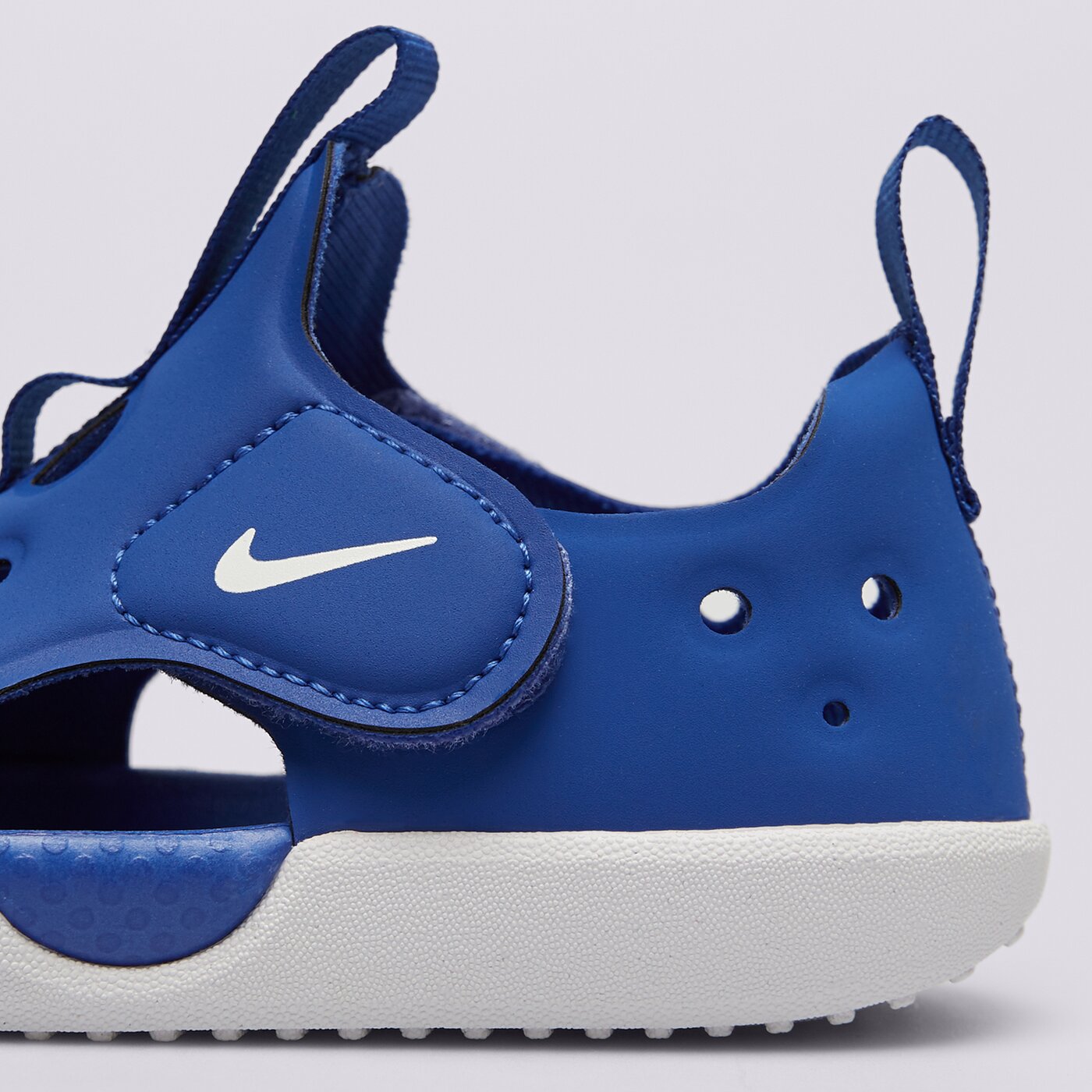 NIKE SUNRAY PROTECT 4 BT