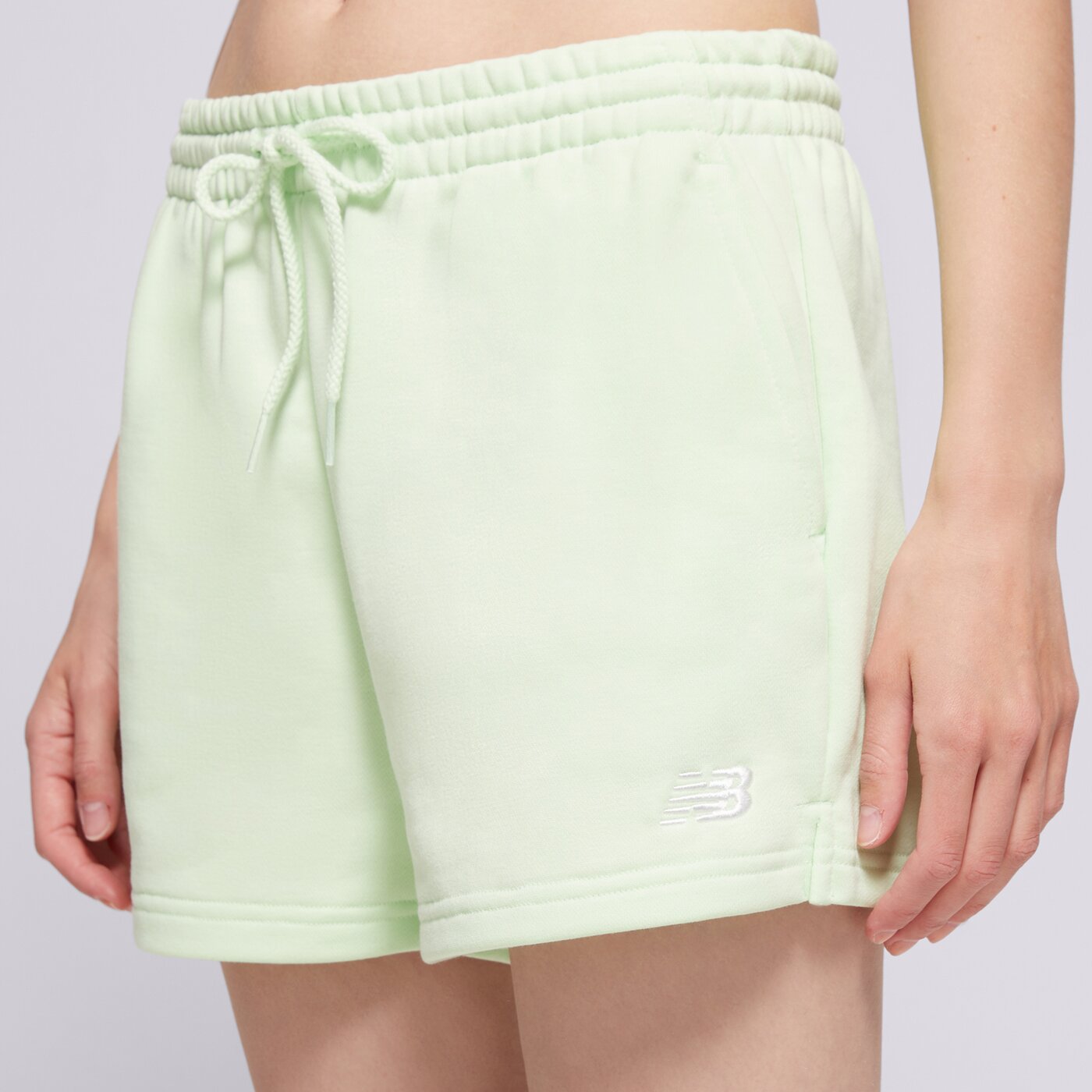 NEW BALANCE RÖVIDNADRÁG SPORT ESSENTIALS