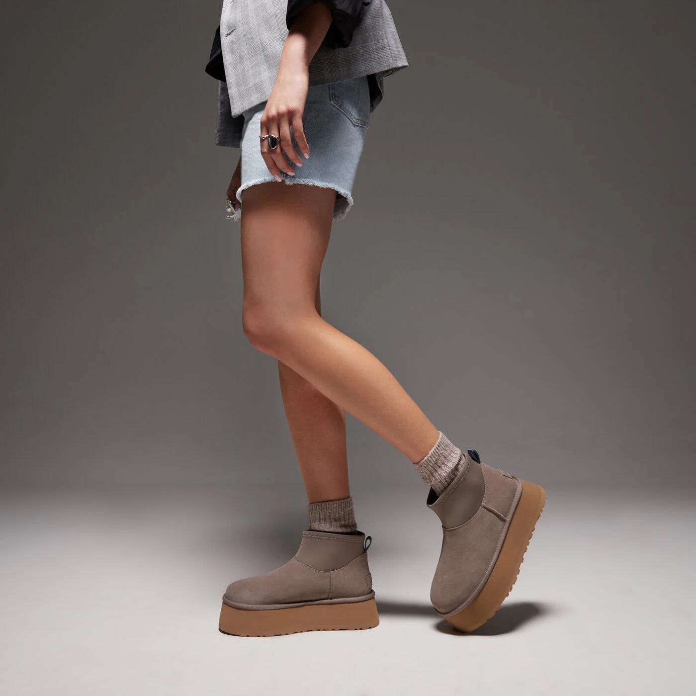 UGG W CLASSIC MINI DIPPER