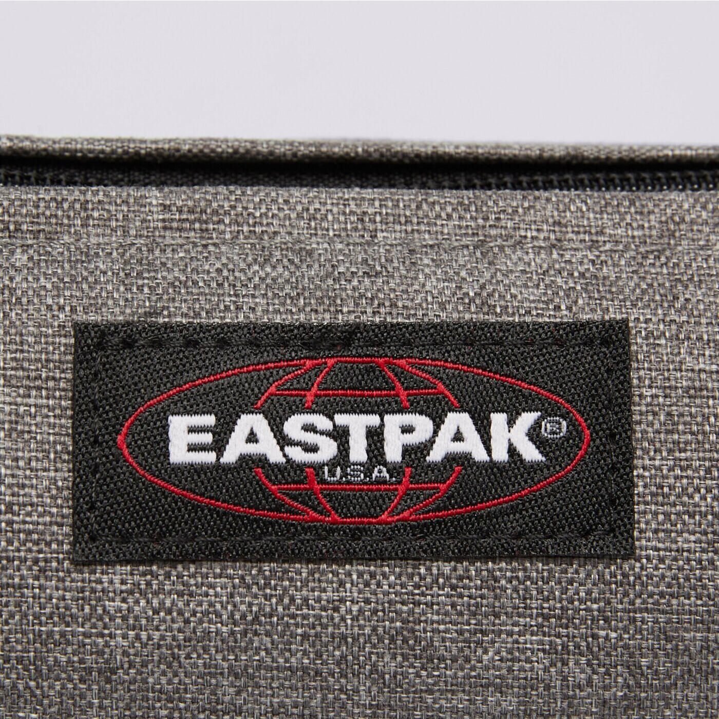 EASTPAK TOLLTARTÓ BENCHMARK SINGLE SUNDAY GREY