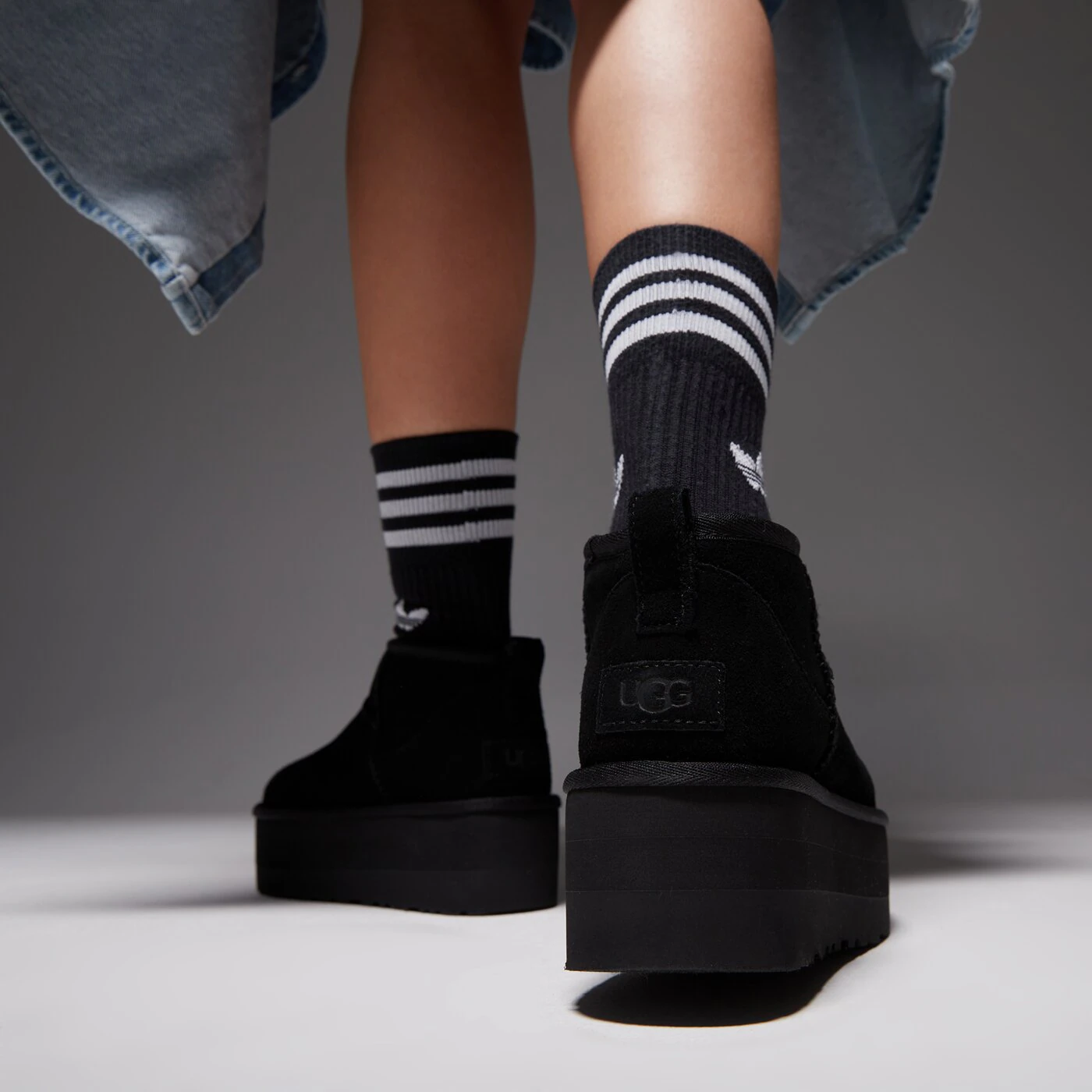 UGG CLASSIC ULTRA MINI PLATFORM