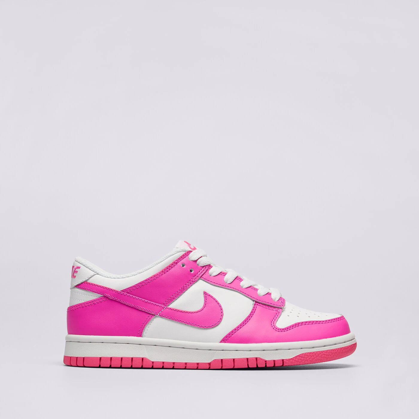 NIKE DUNK LOW BG