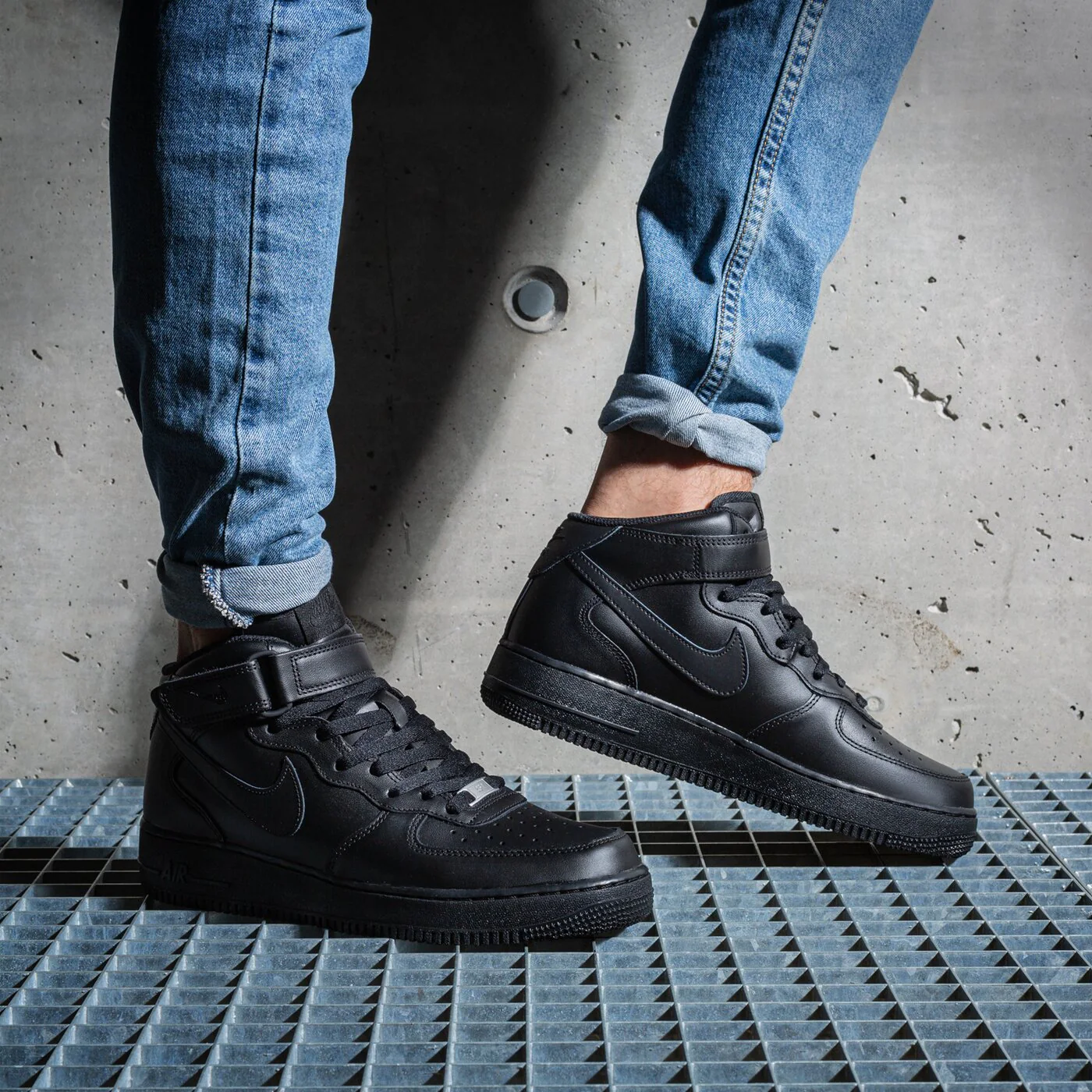 NIKE AIR FORCE 1 MID '07