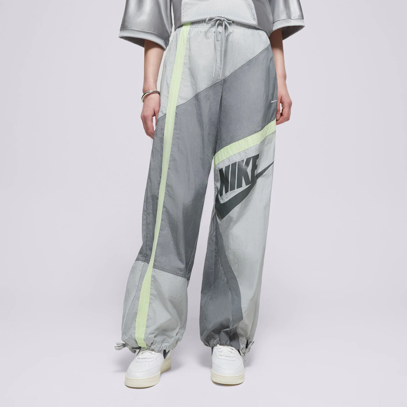 NIKE NADRÁG W NSW STREET WVN OH PANT