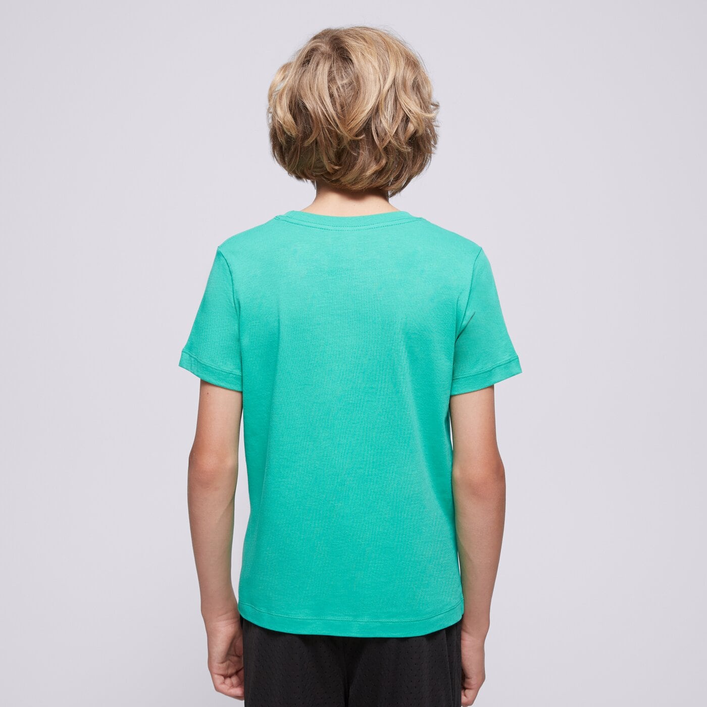 NIKE PÓLÓ K NSW TEE EMB FUTURA LBR BOY