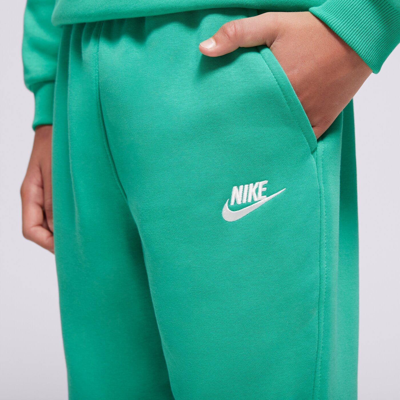 NIKE NADRÁG K NSW CLUB FLC JGGR LBR BOY