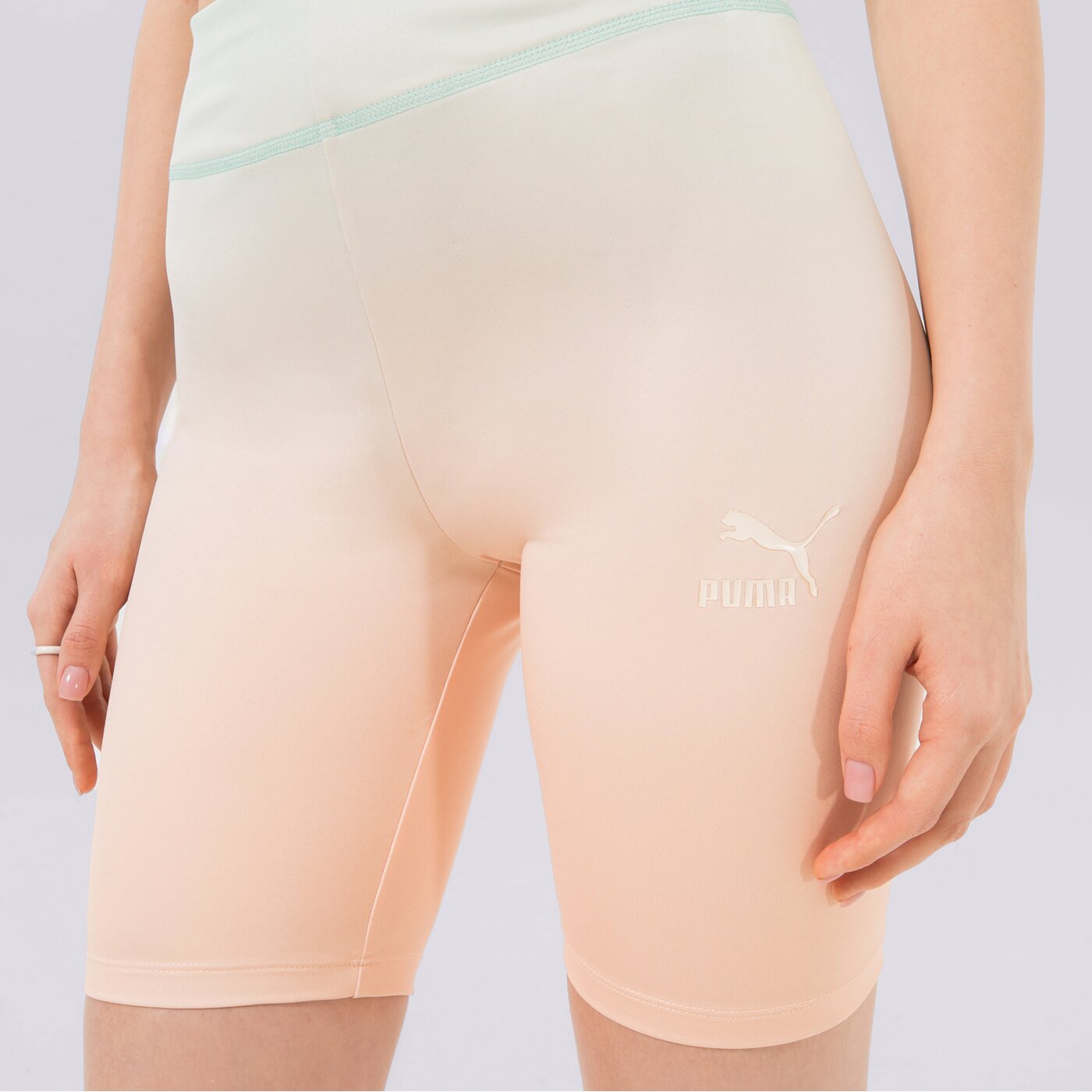 PUMA RÖVIDNADRÁG 845842