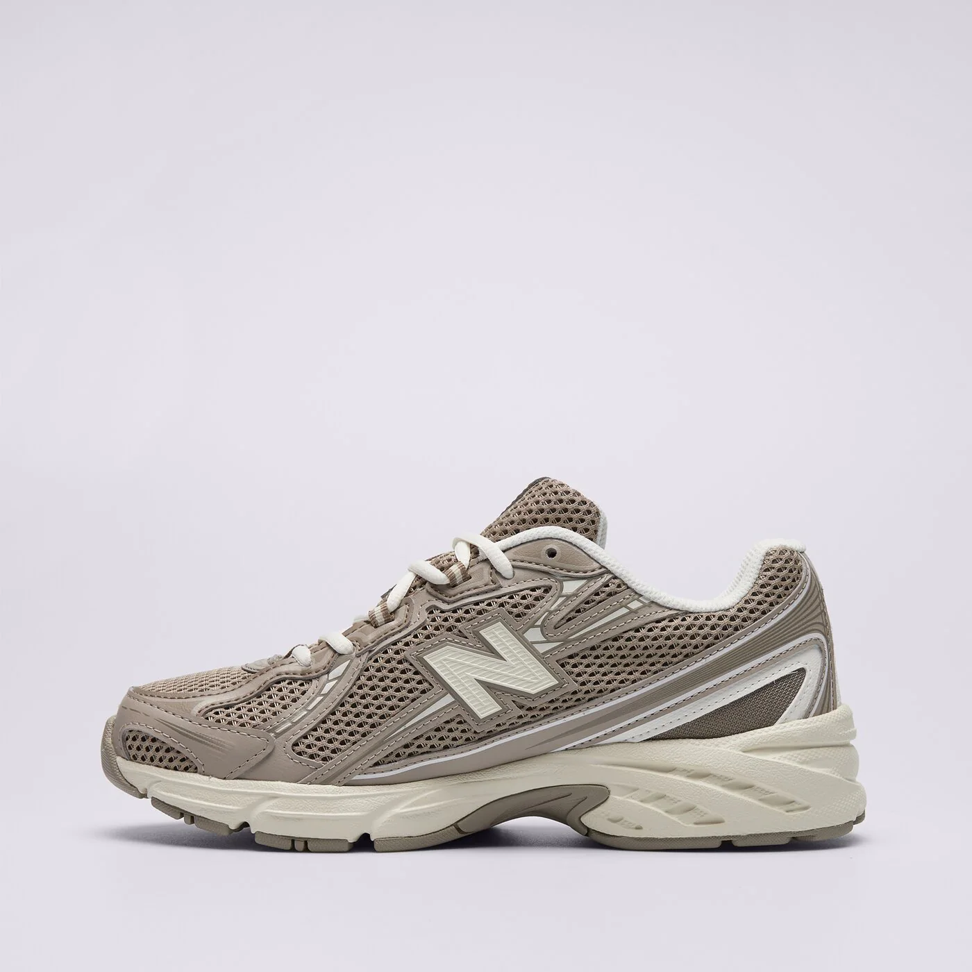 NEW BALANCE U740V2