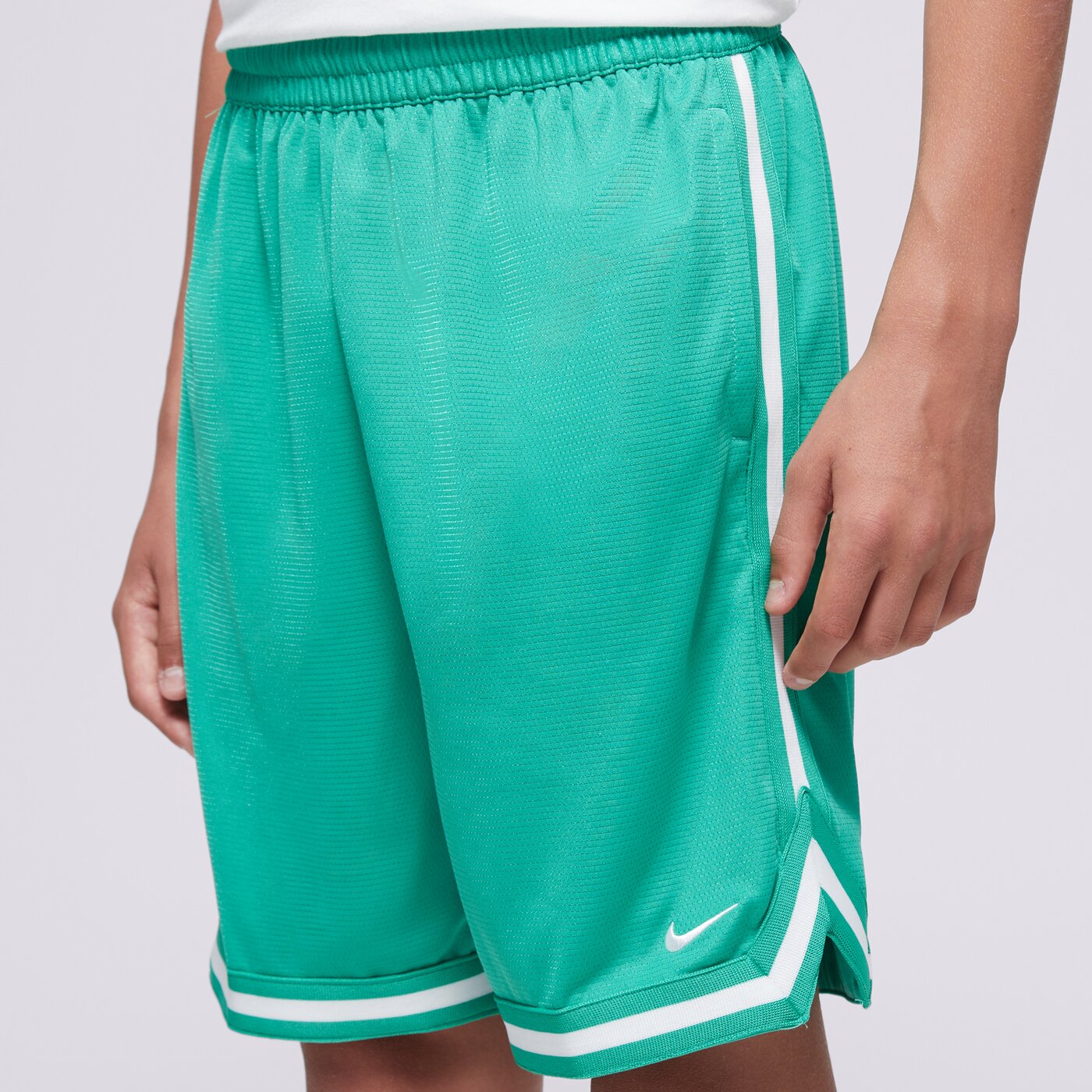 NIKE RÖVIDNADRÁG B NK DF DNA 24 SHORT BOY