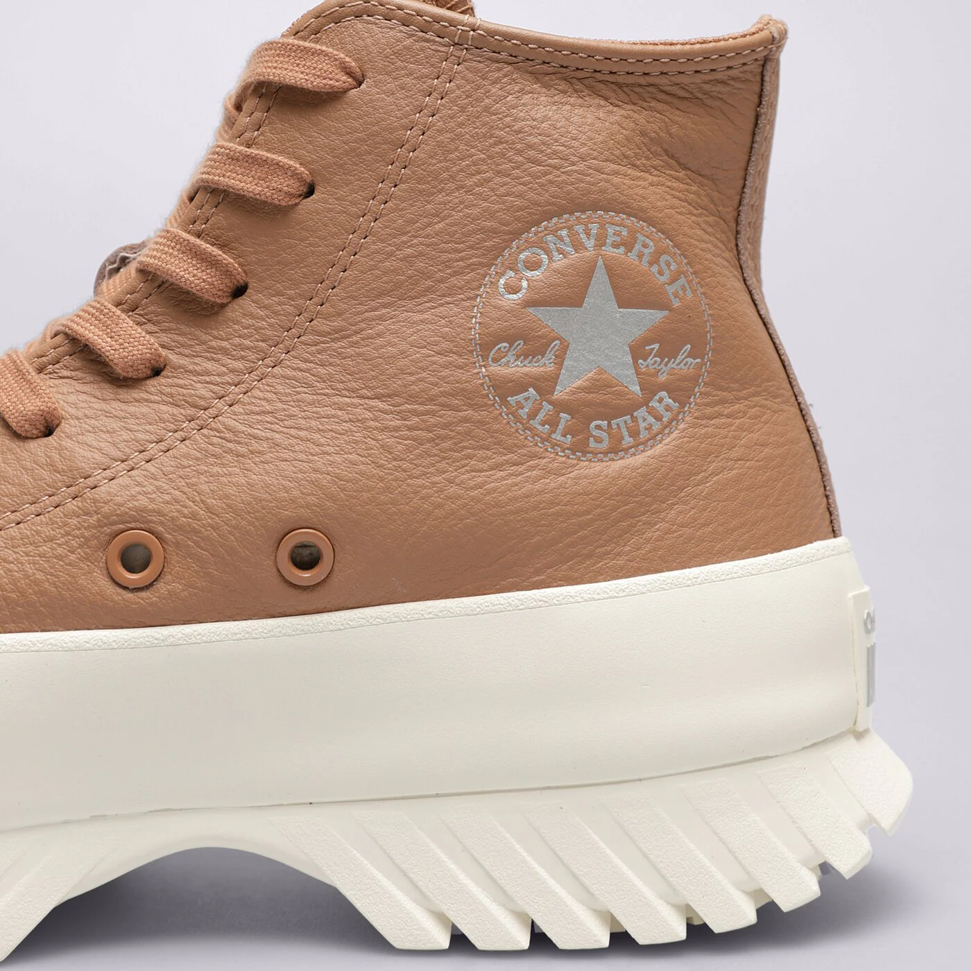 CONVERSE CHUCK TAYLOR ALL STAR LUGGED 2.0