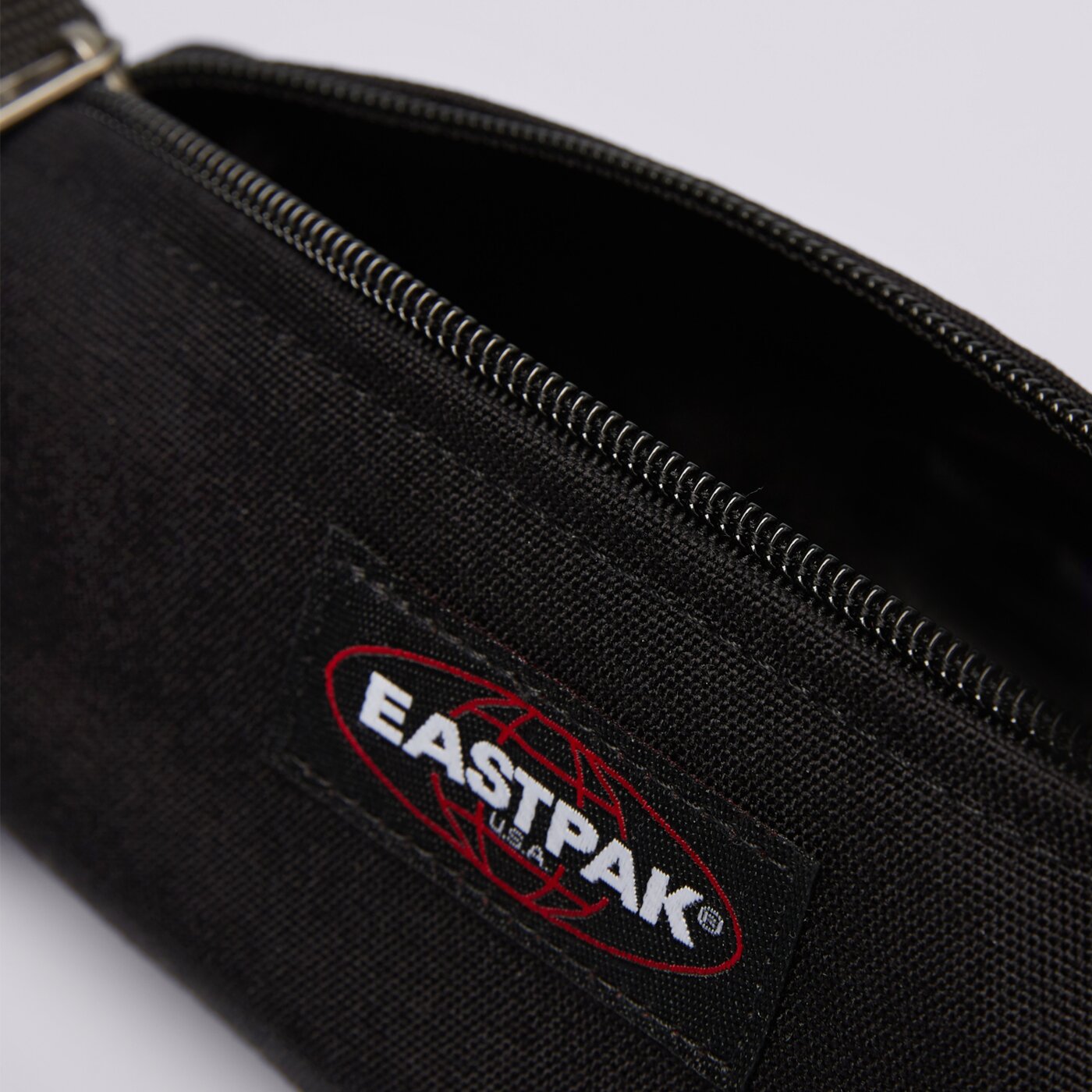EASTPAK TOLLTARTÓ BENCHMARK SINGLE