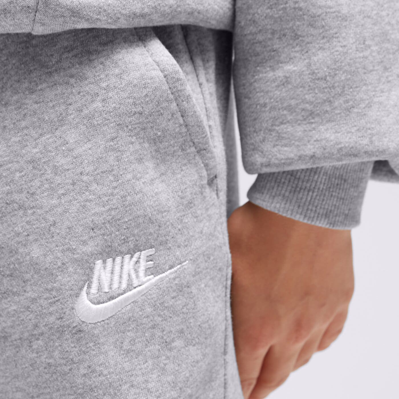 NIKE NADRÁG K NSW CLUB FLC JGGR LBR BOY