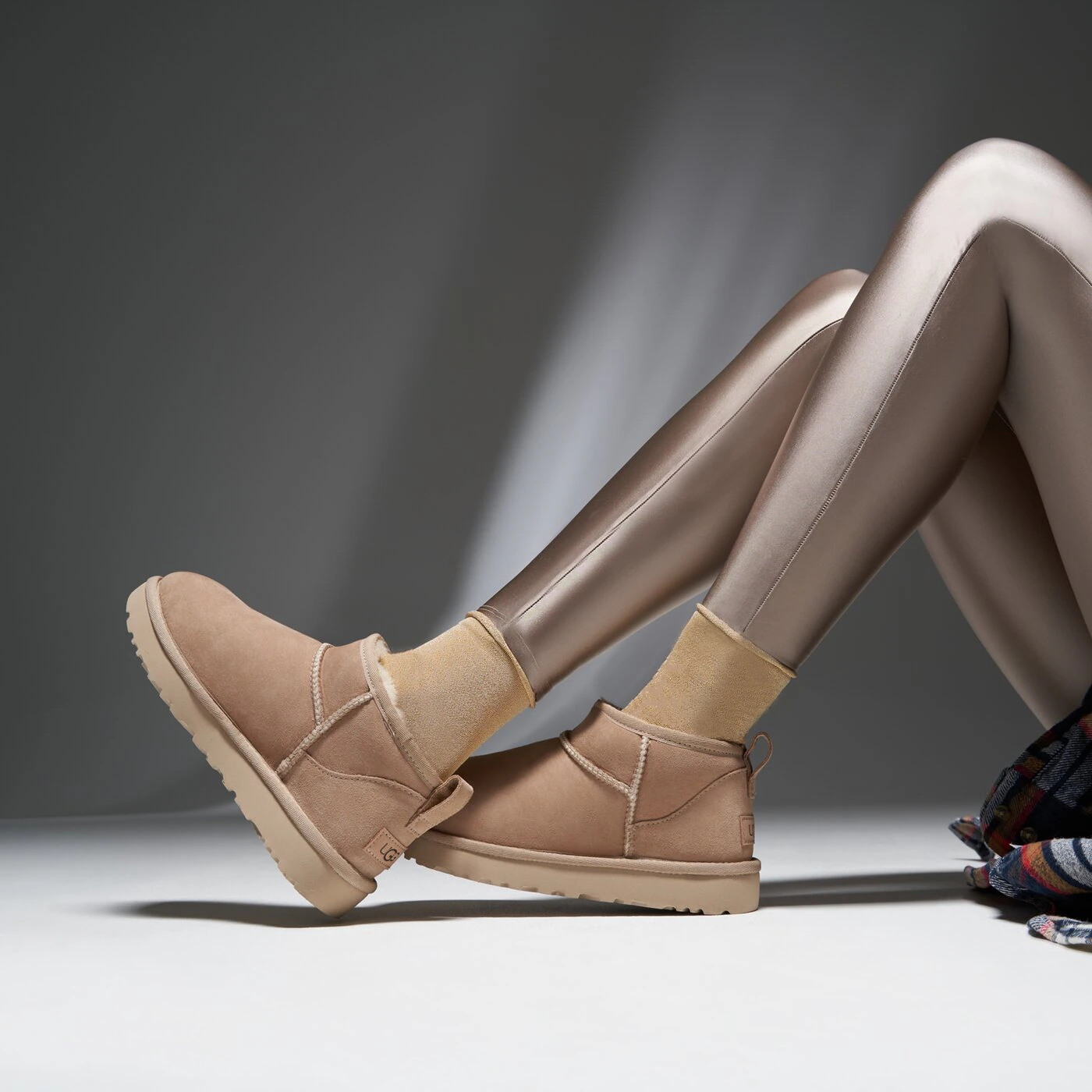 UGG CLASSIC ULTRA MINI