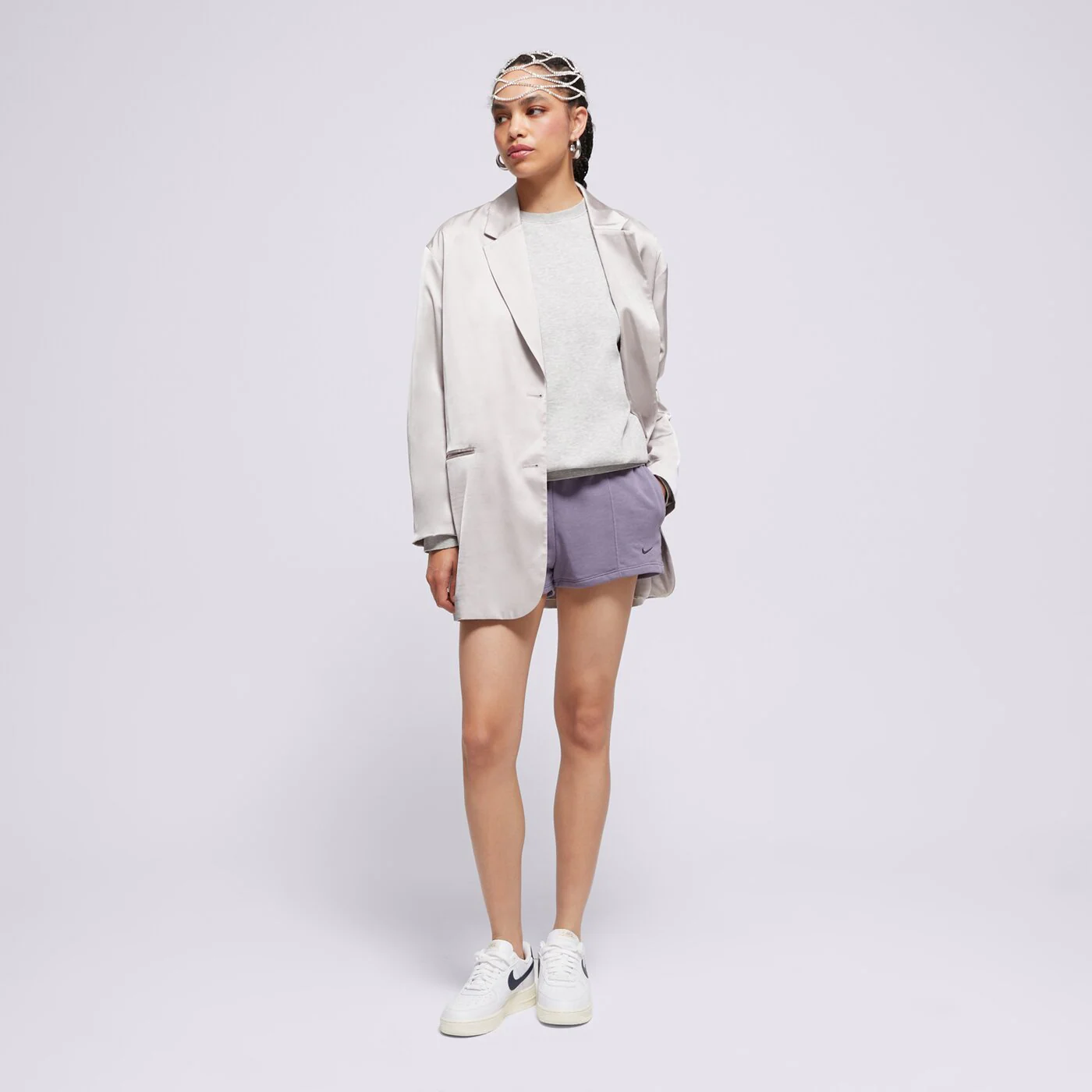 NIKE RÖVIDNADRÁG W NSW NK CHLL FT HR 2IN SHORT