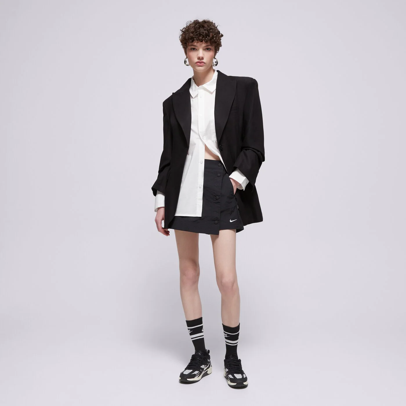 NIKE ING W NSW NK CHLL PPLN LS BTN TOP