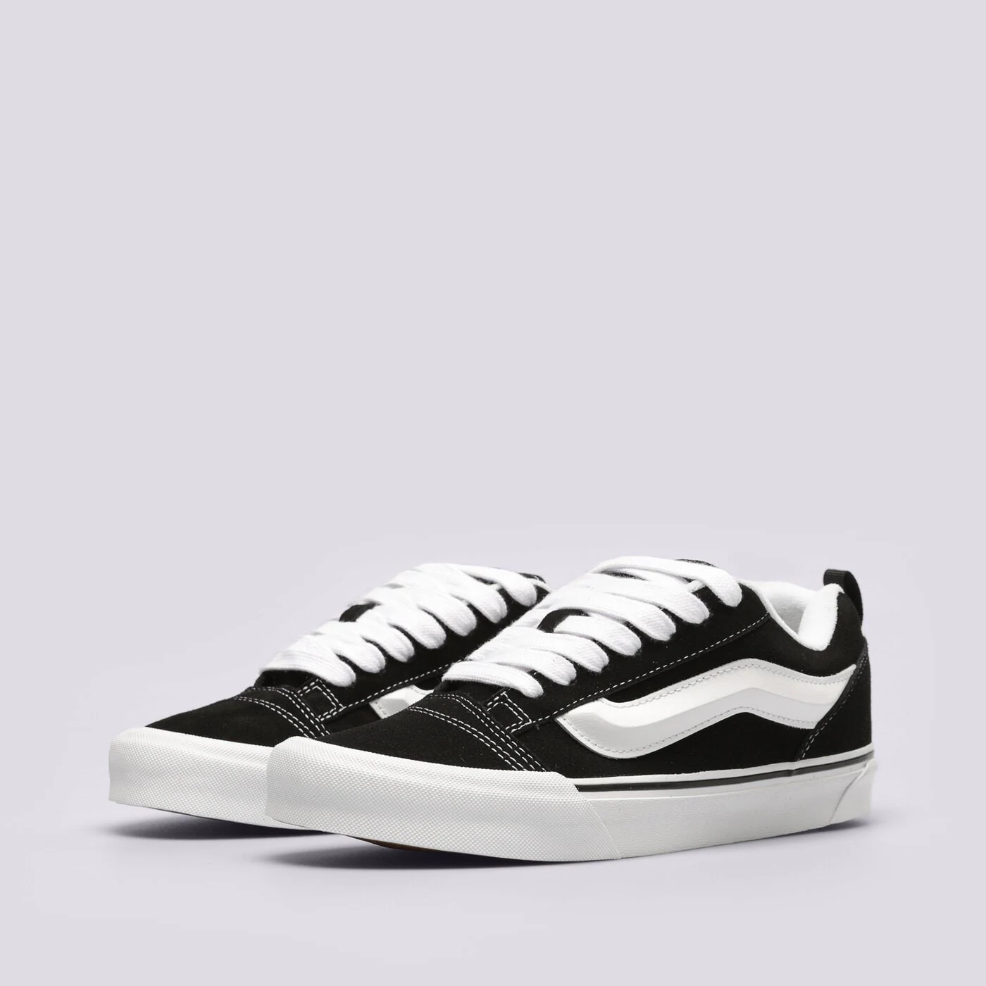 VANS KNU SKOOL
