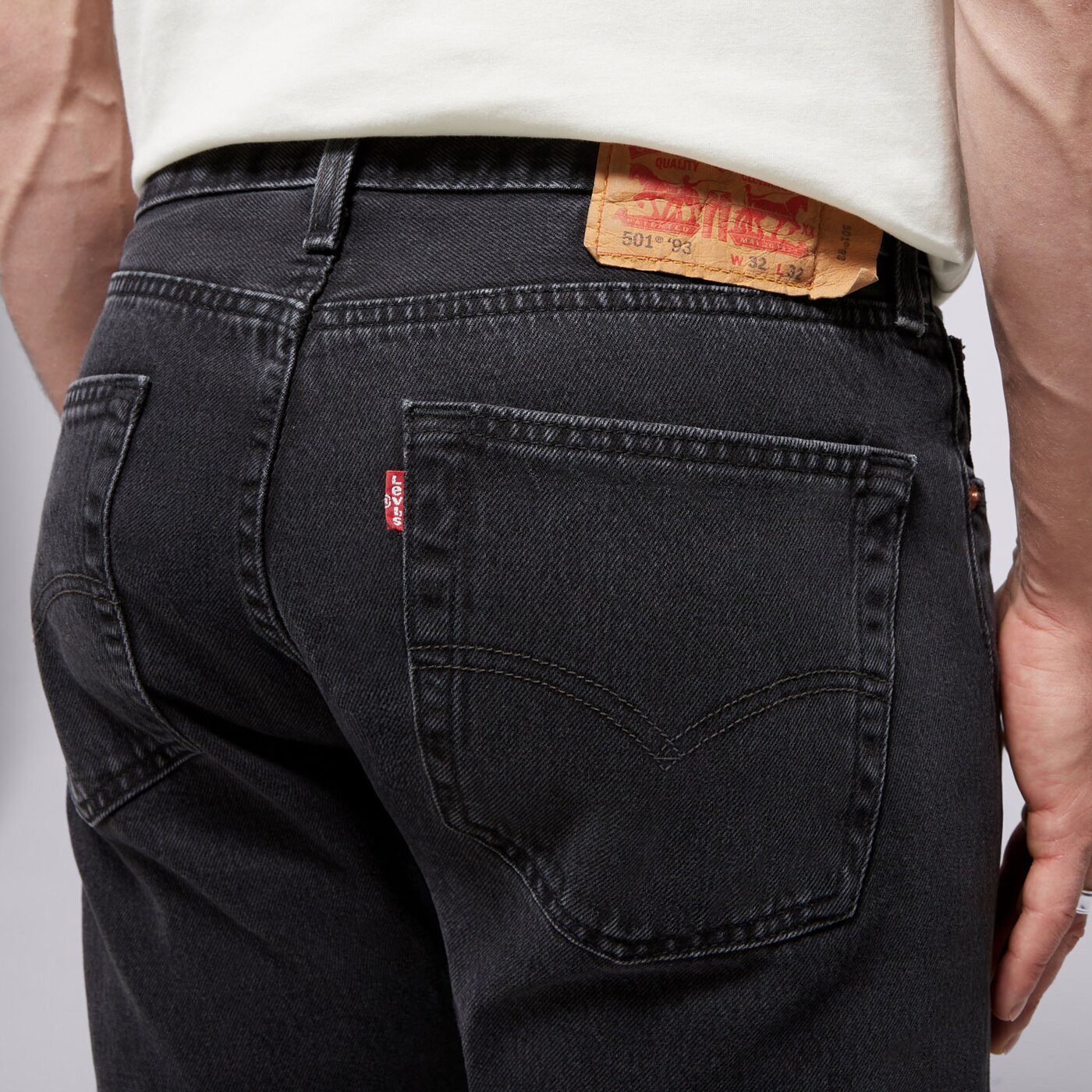 LEVI'S NADRÁG 501® 93 STRAIGHT BLACKS