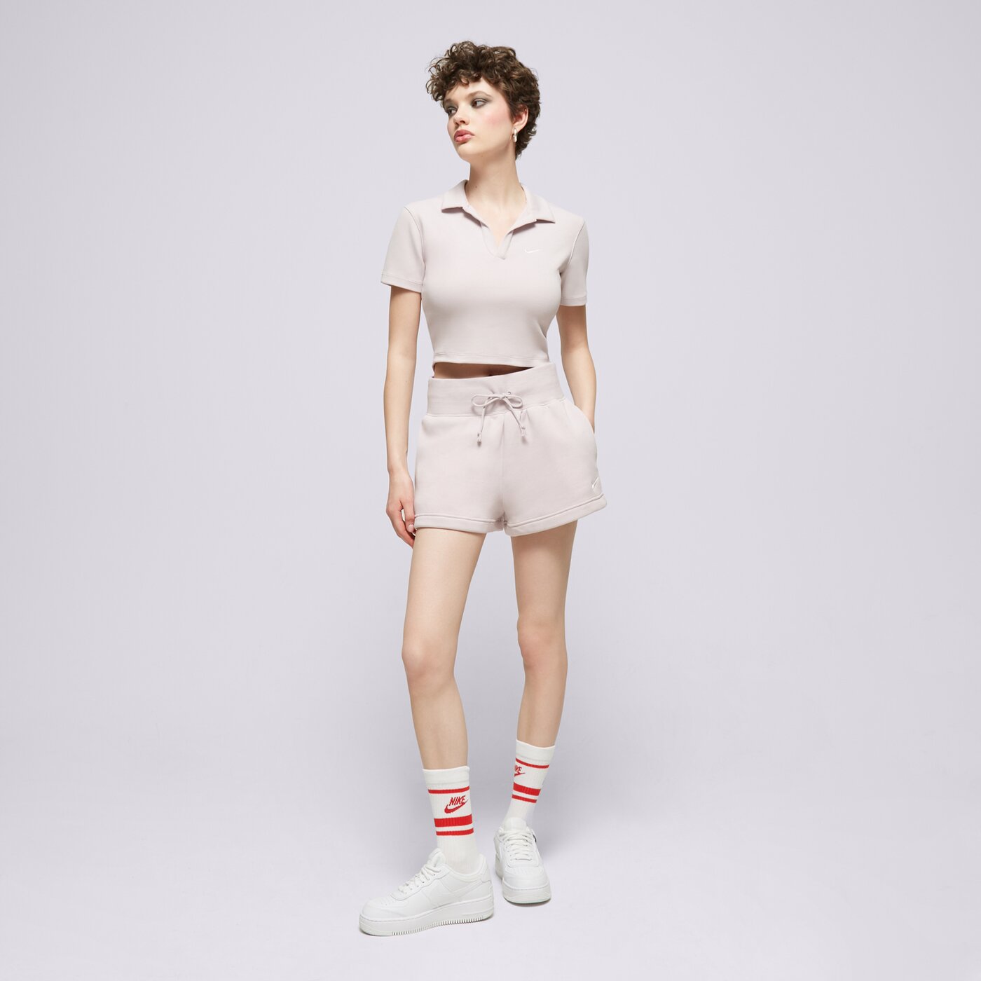 NIKE RÖVIDNADRÁG W NSW PHNX FLC HR SHORT