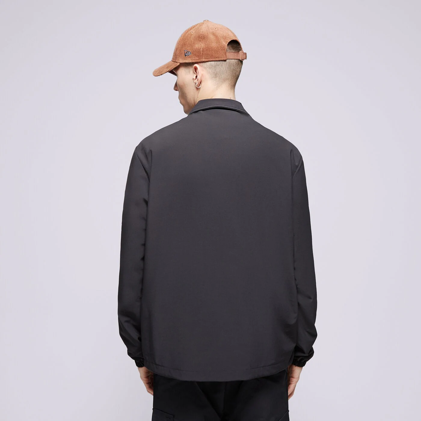 CONFRONT KABÁT CONFRONT