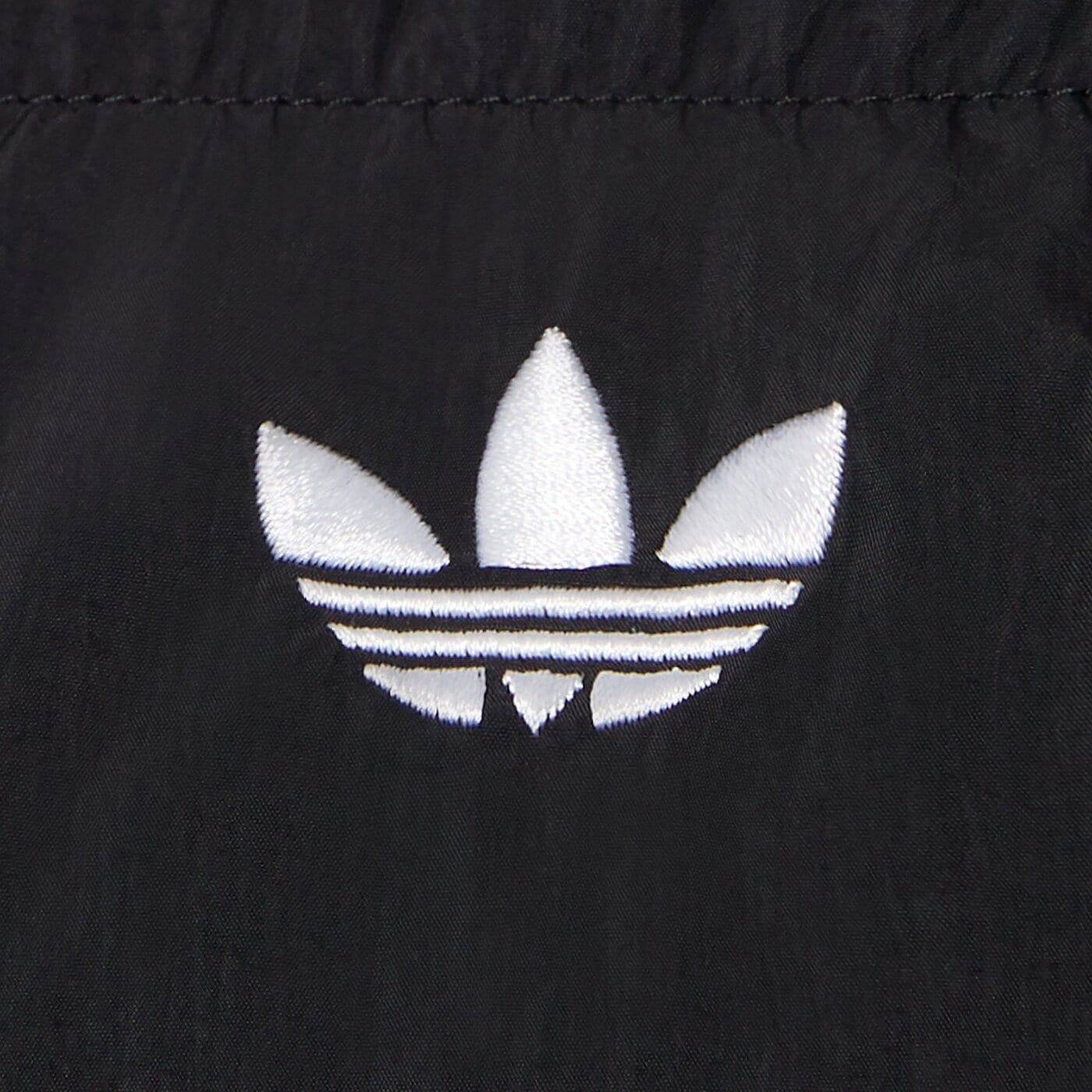 ADIDAS KABÁT CROPPED PUFF