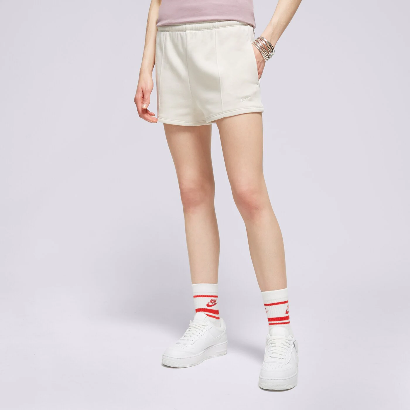 NIKE RÖVIDNADRÁG W NSW NK CHLL FT HR 2IN SHORT