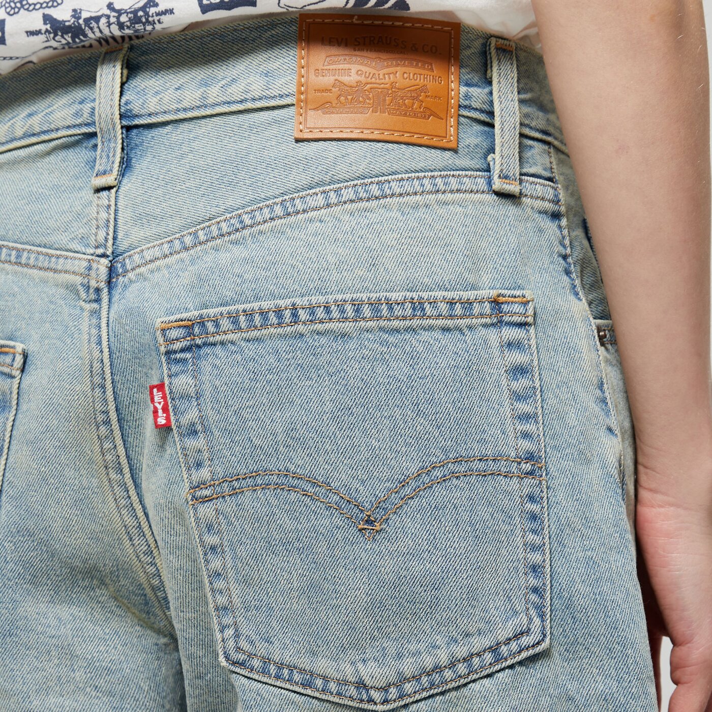 LEVI'S RÖVIDNADRÁG BAGGY DAD JORT