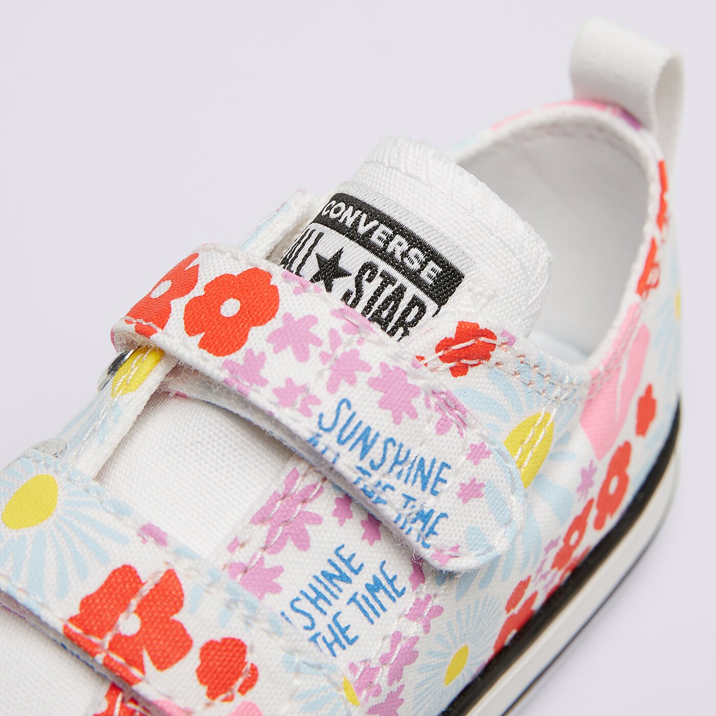 CONVERSE CHUCK TAYLOR ALL STAR 2V