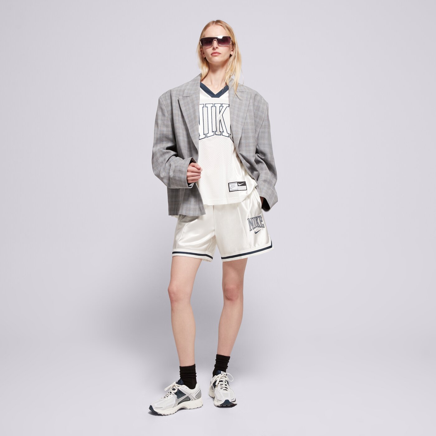 NIKE RÖVIDNADRÁG W NSW STREET 6