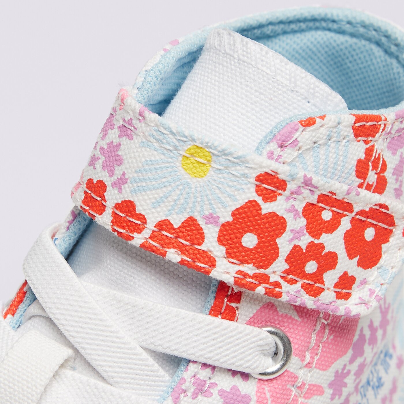 CONVERSE CHUCK TAYLOR ALL STAR 1V