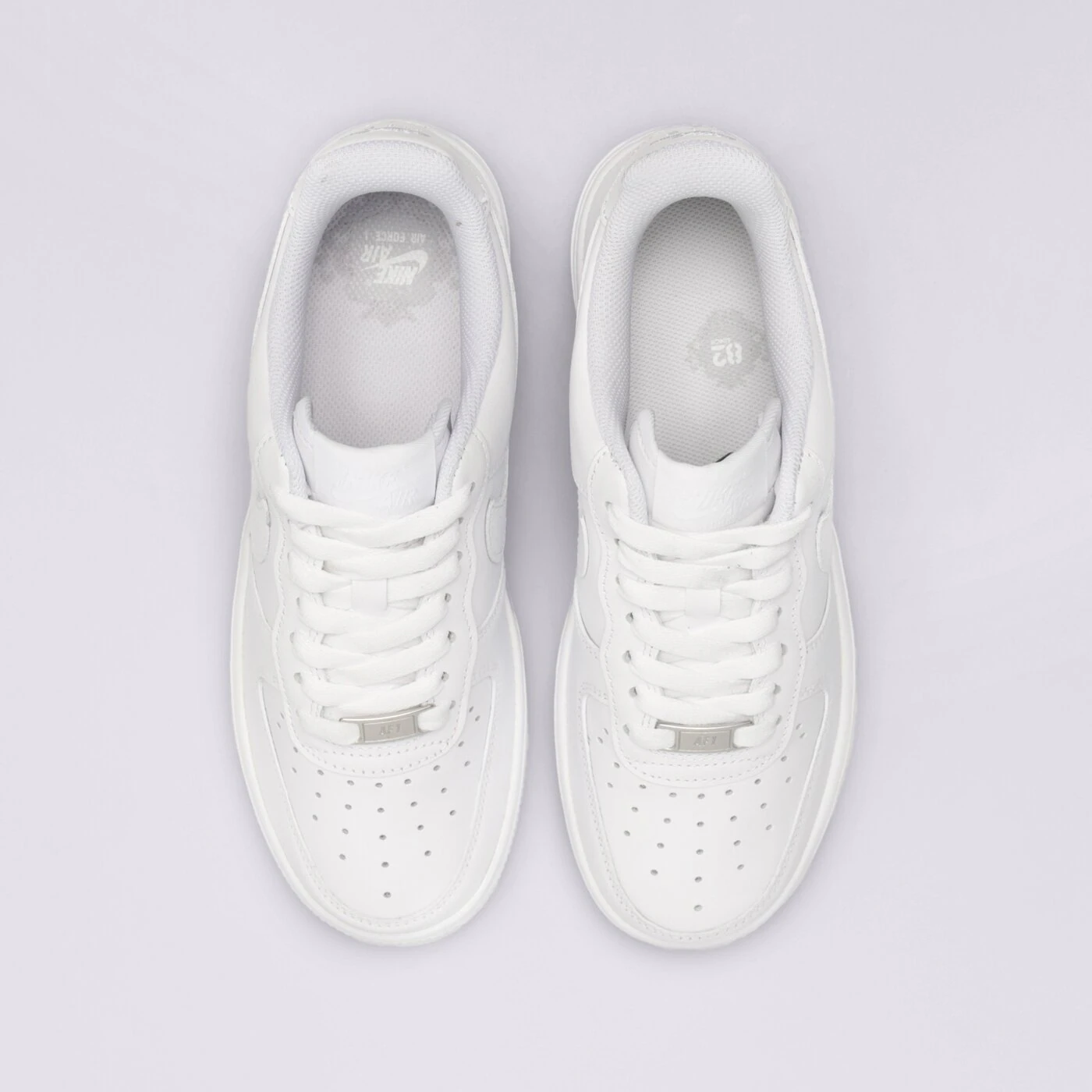 NIKE AIR FORCE 1 LOW