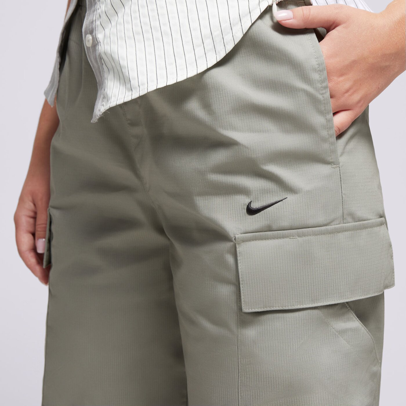 NIKE NADRÁG W NSW ESSTL WVN MR STD CRGO PT