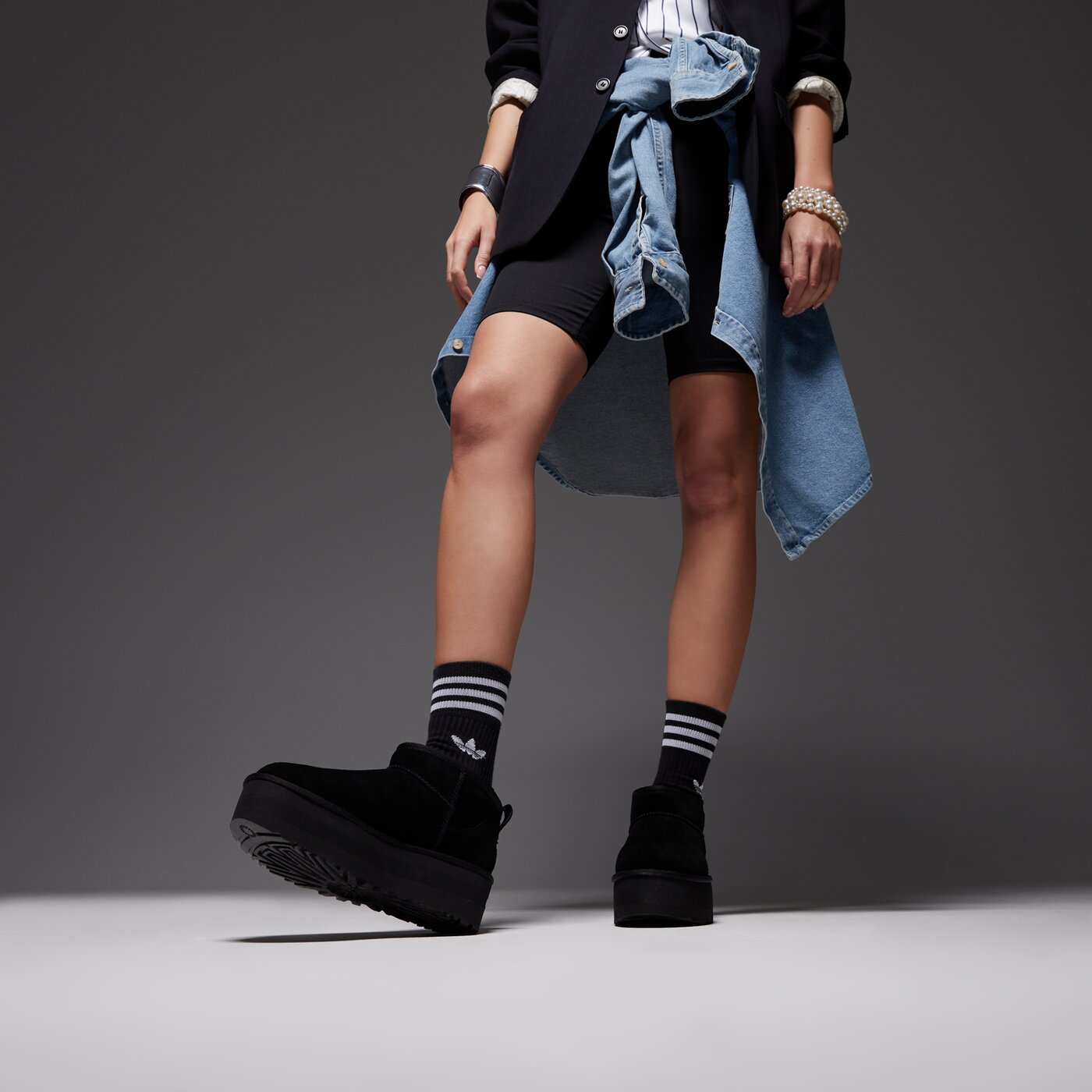 UGG CLASSIC ULTRA MINI PLATFORM