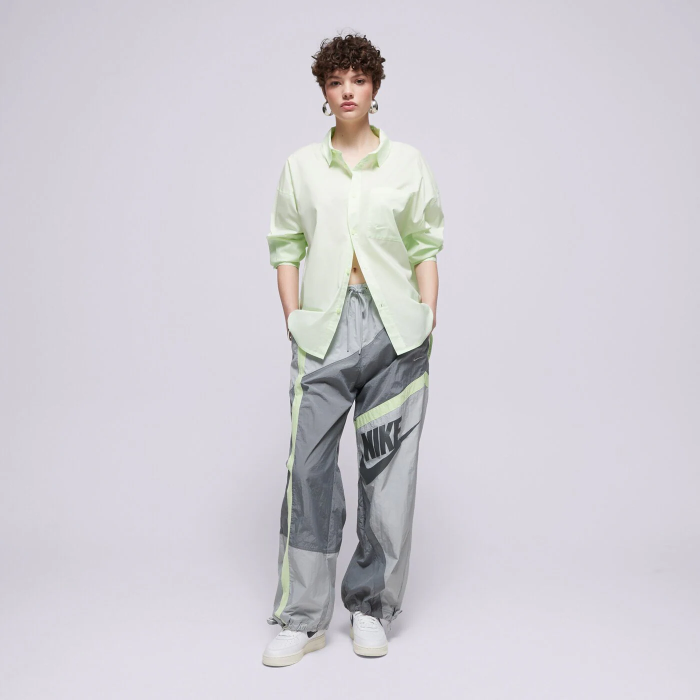 NIKE ING W NSW NK CHLL PPLN LS BTN TOP