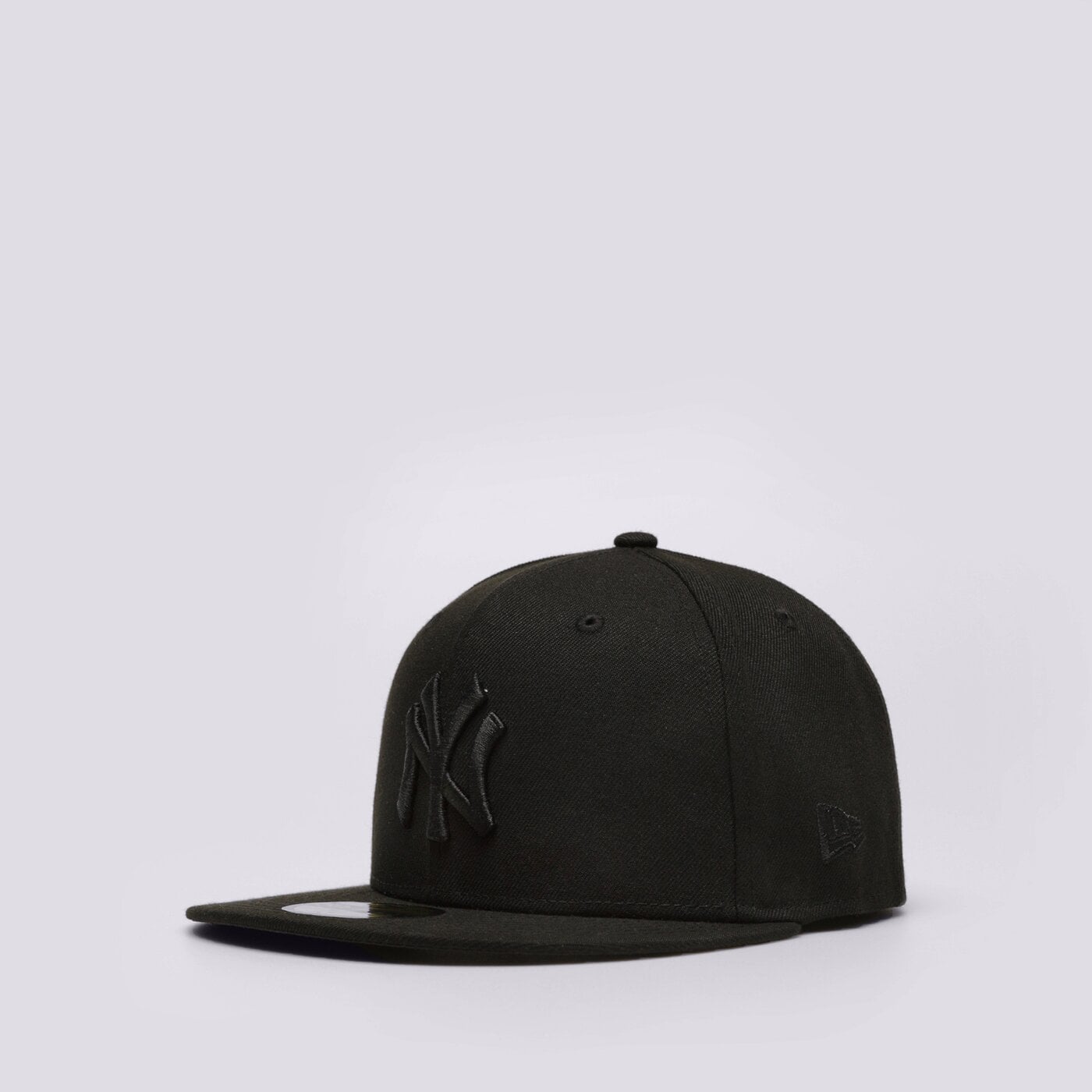 NEW ERA SAPKA BLACK ON BLACK NY YANKEES