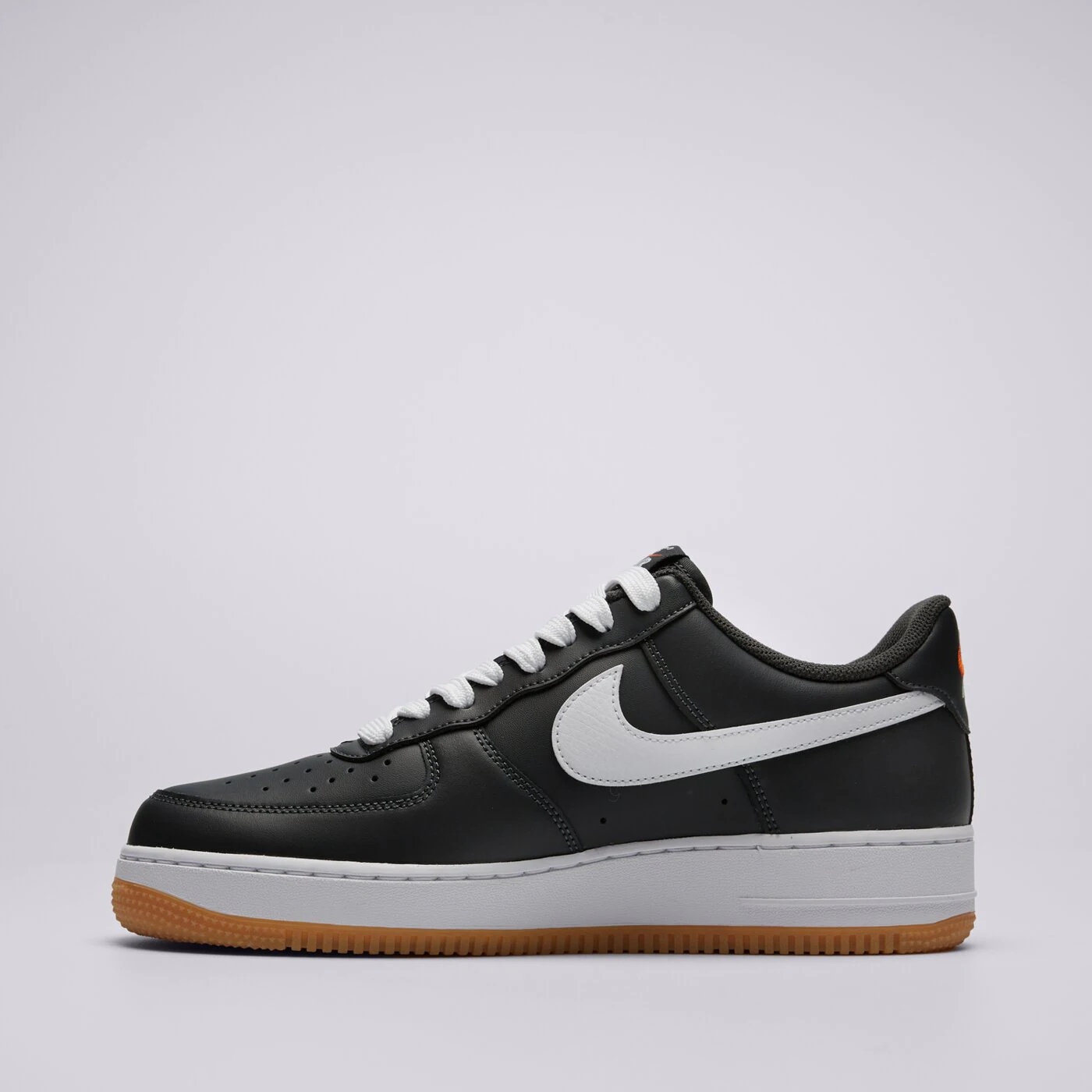 NIKE AIR FORCE 1 '07 LV8