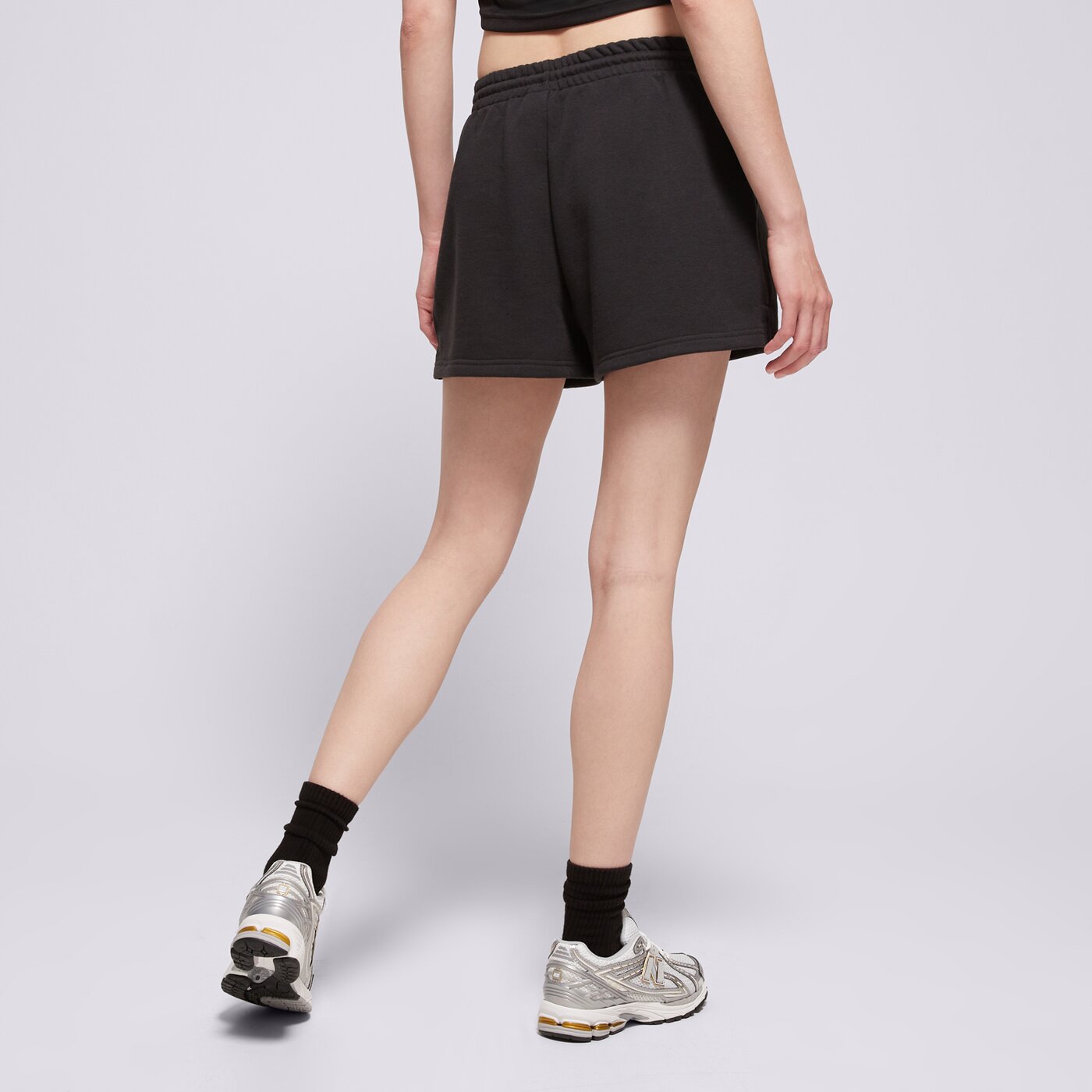 NEW BALANCE RÖVIDNADRÁG SPORT ESSENTIALS