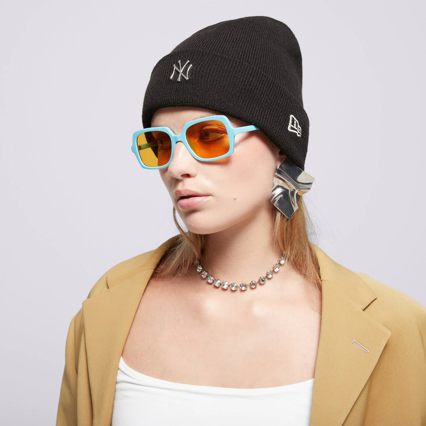 NEW ERA SAPKA METALLIC BEANIE NYY NEW YORK YANKEES BLK