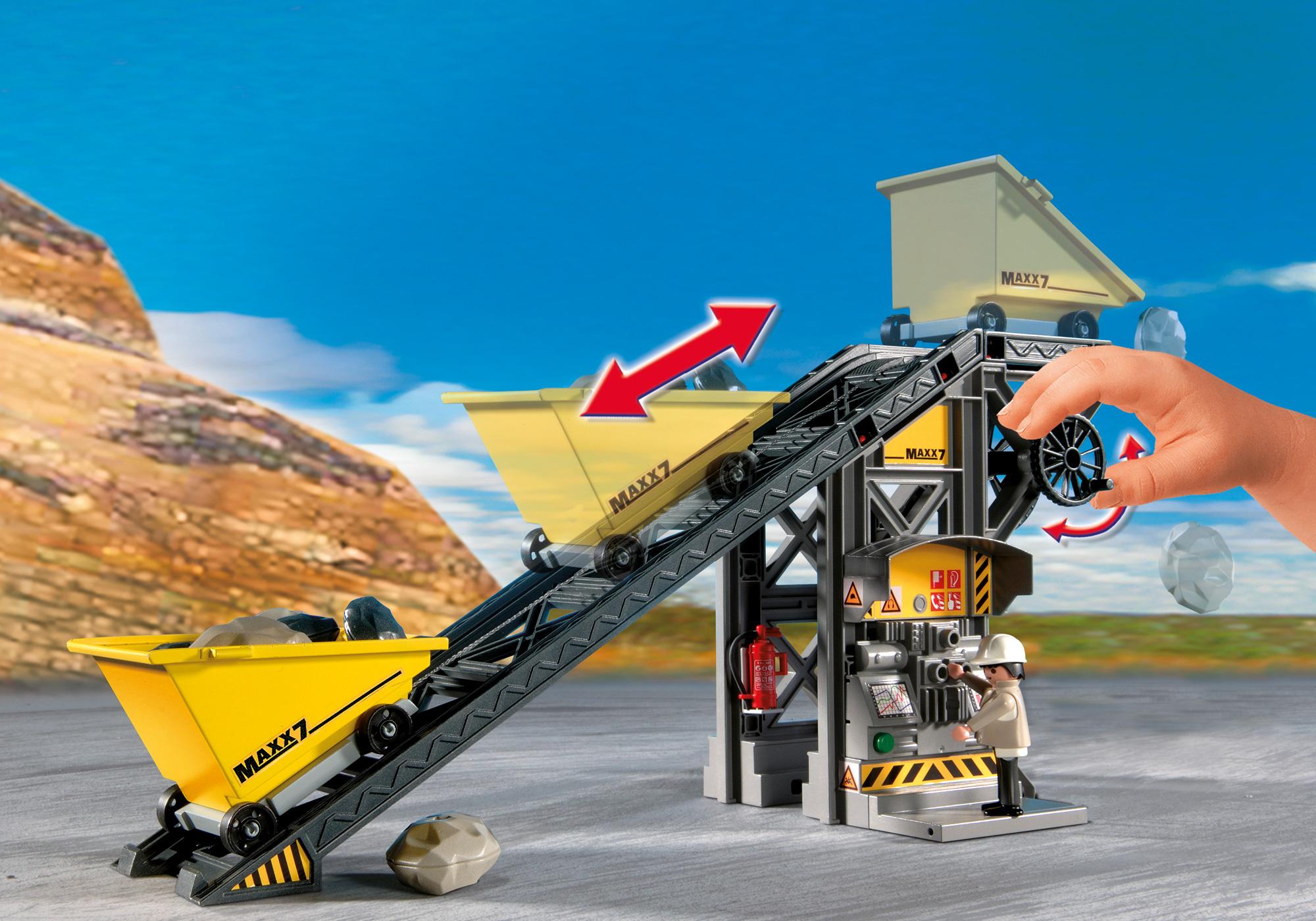 Förderanlage mit Kompaktlader