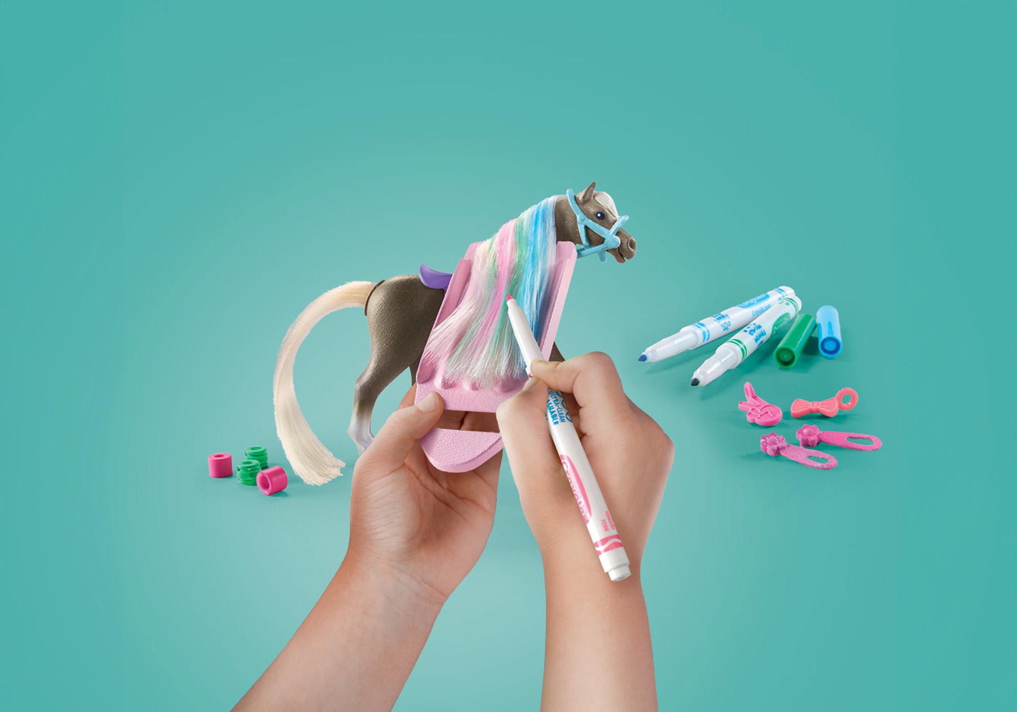 Kreativset mit Pferd und Stiften