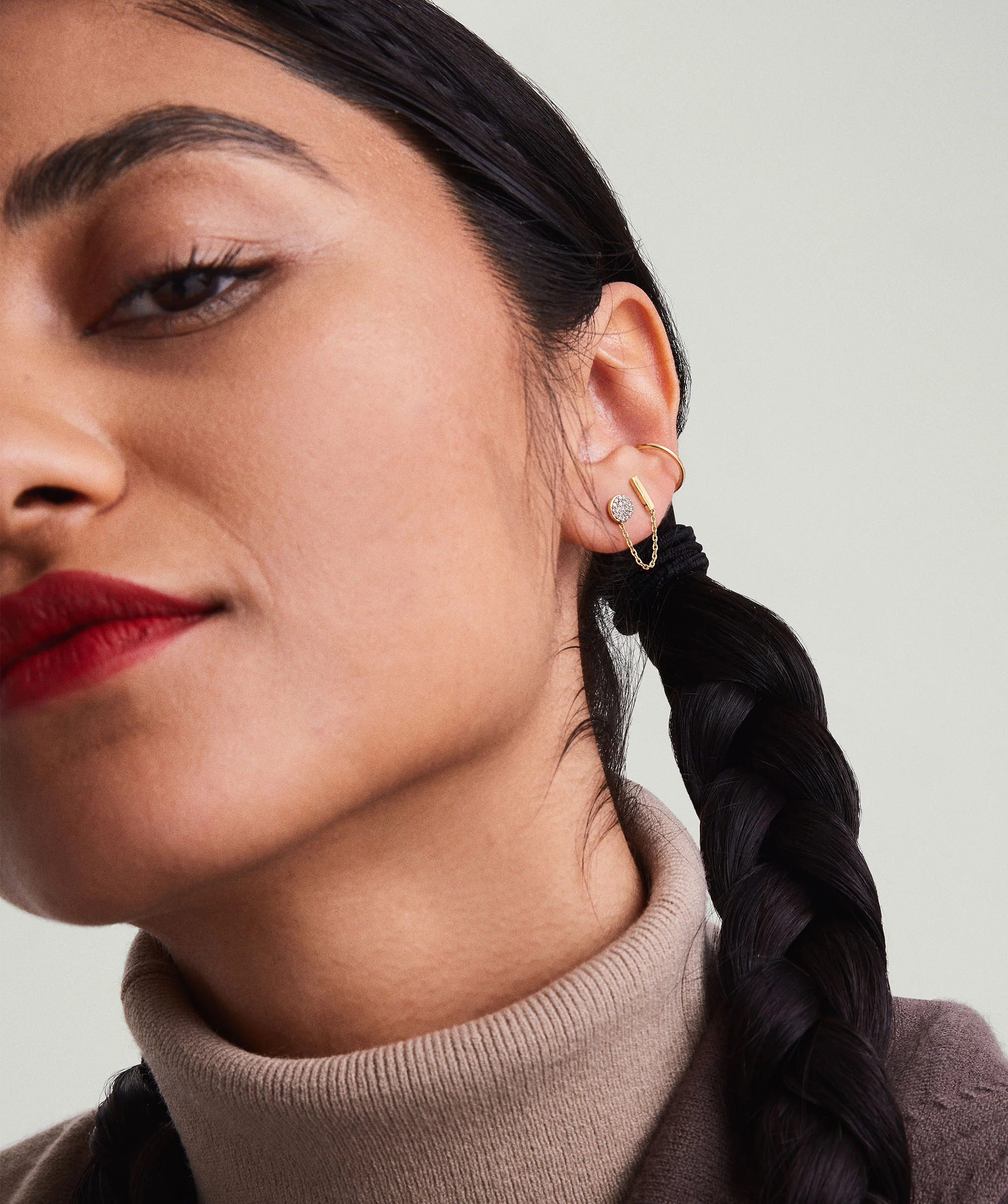 Single Bar Chain Stud