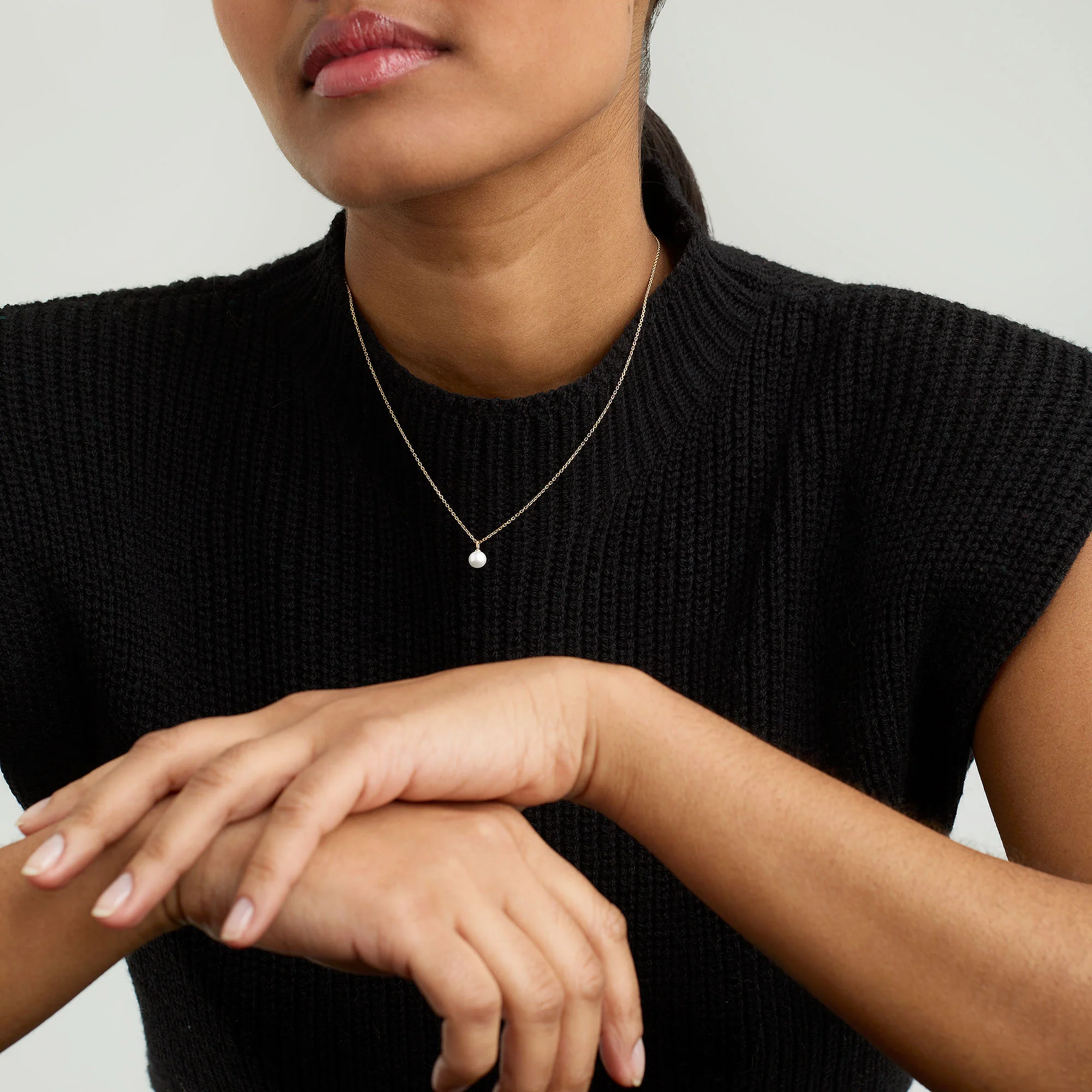 Mini Pearl Pendant Necklace