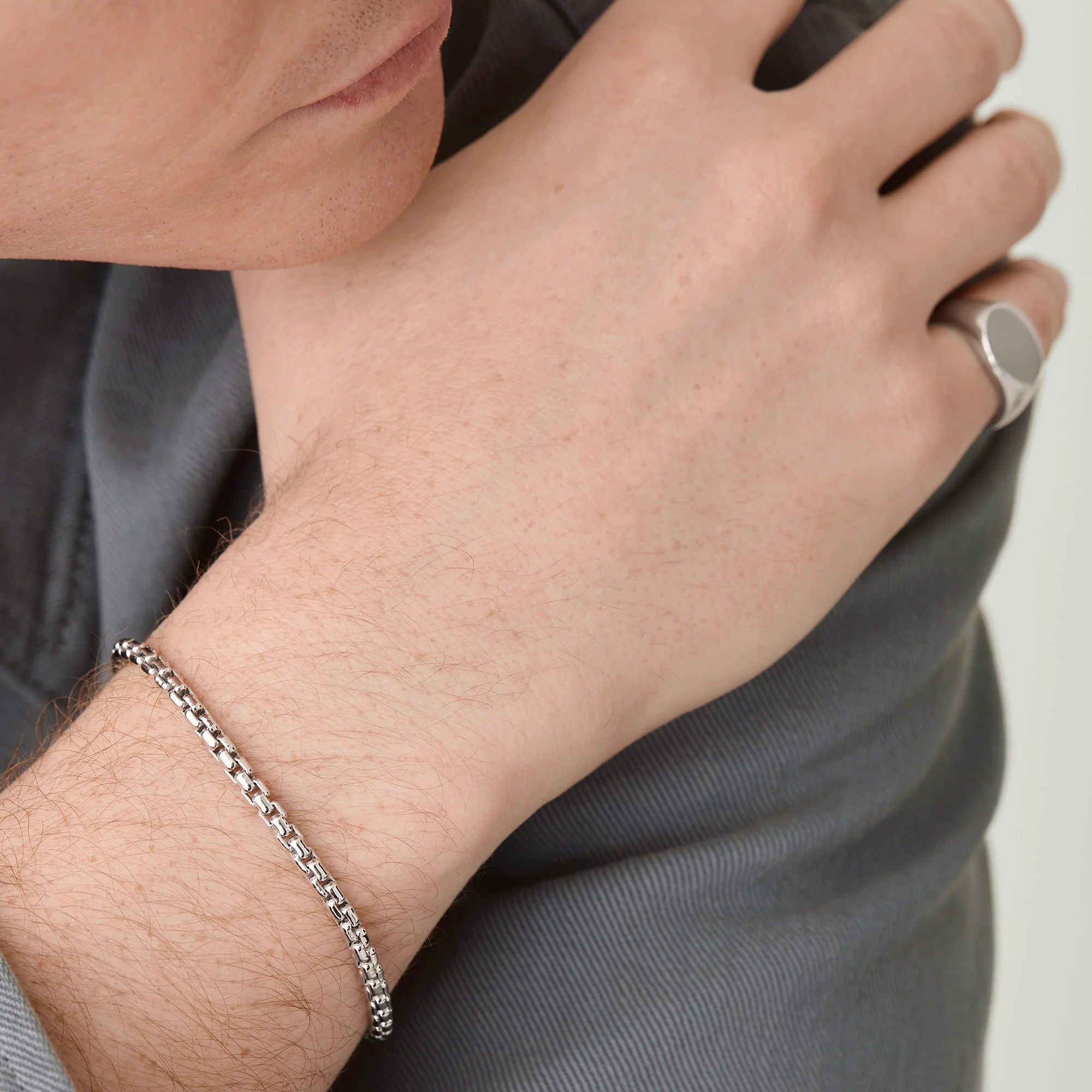 Round Box Chain Bracelet