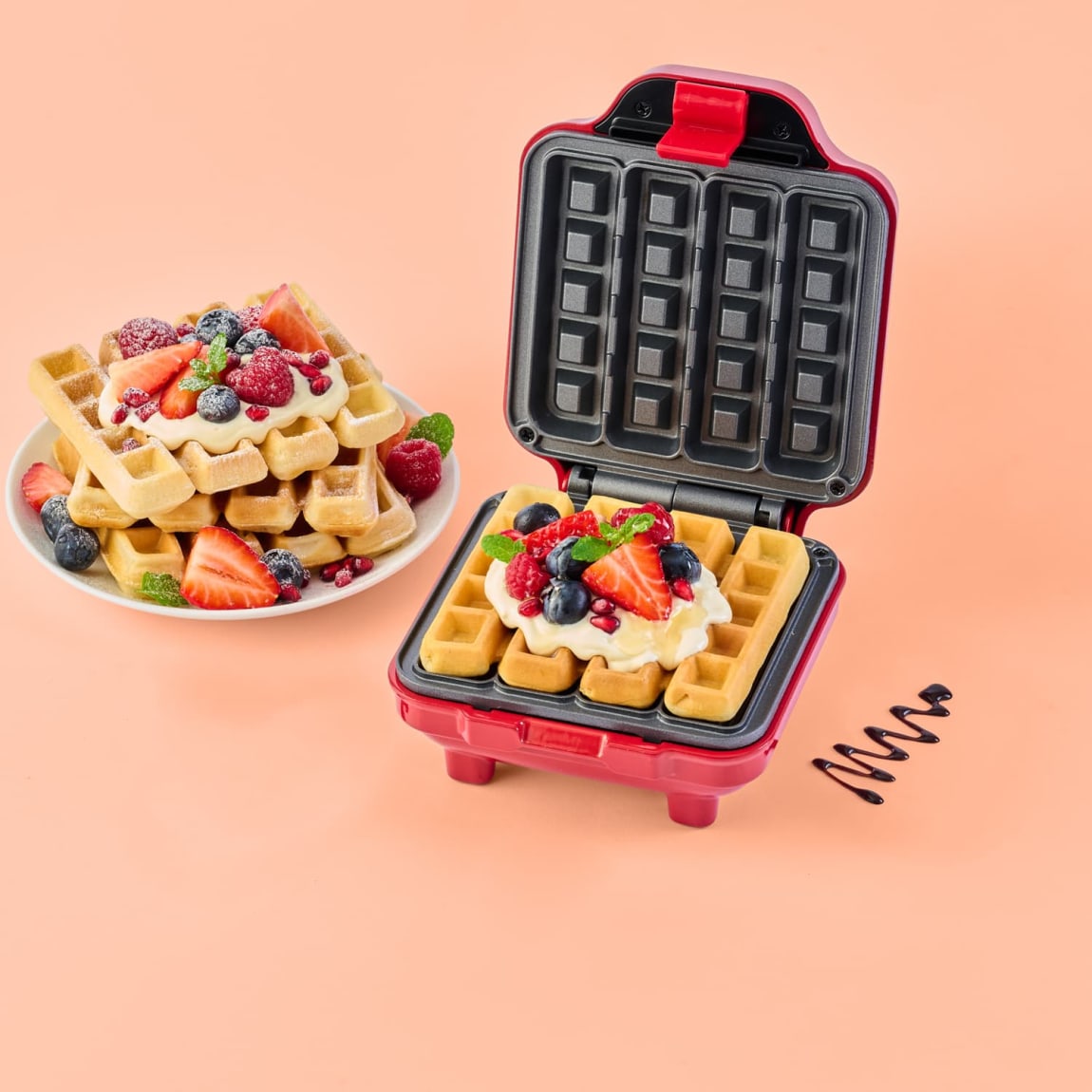 Heat & Eat Square Waffle Maker